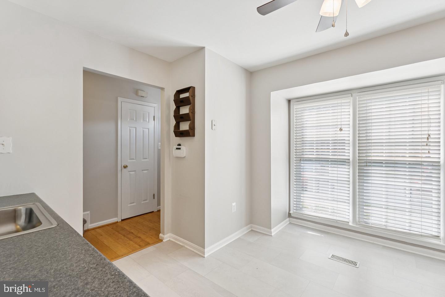 LAKE RIDGE - Residential Lease