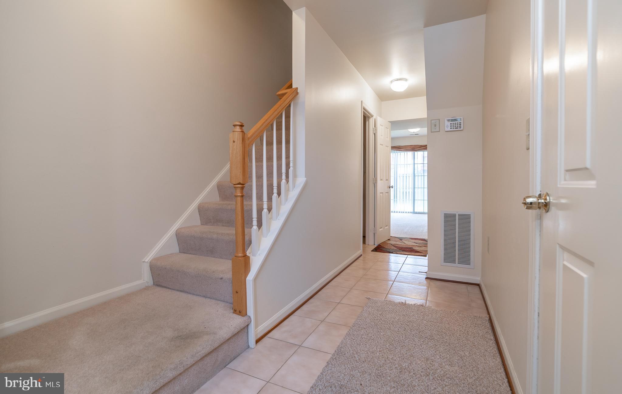 THE KNOLLS/CROFTON VILLAGE - Residential