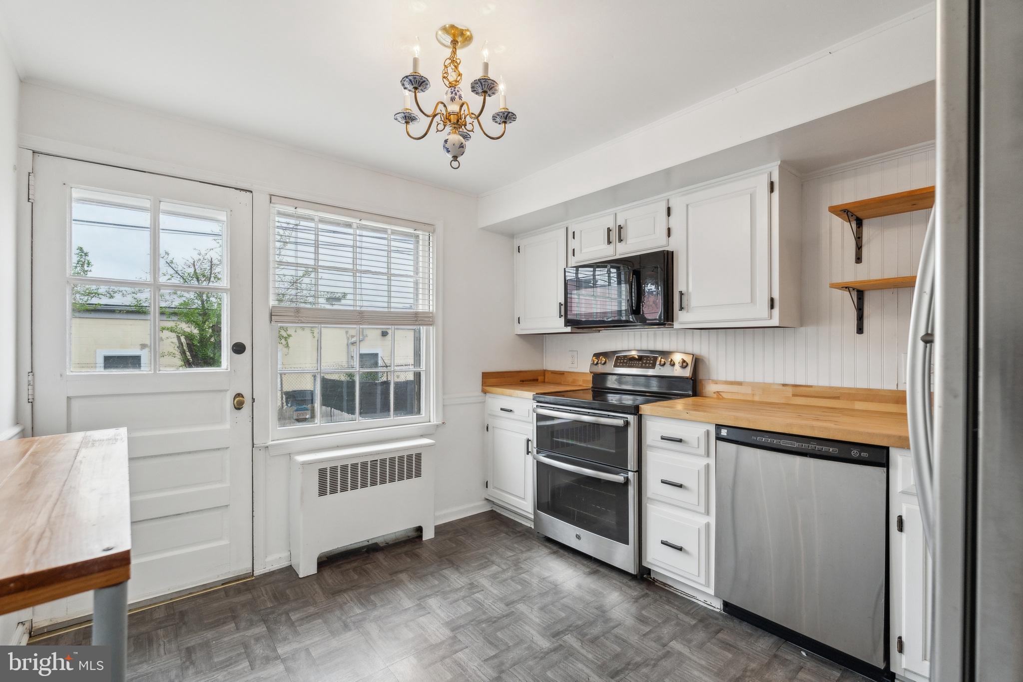 WOODLAWN - Residential