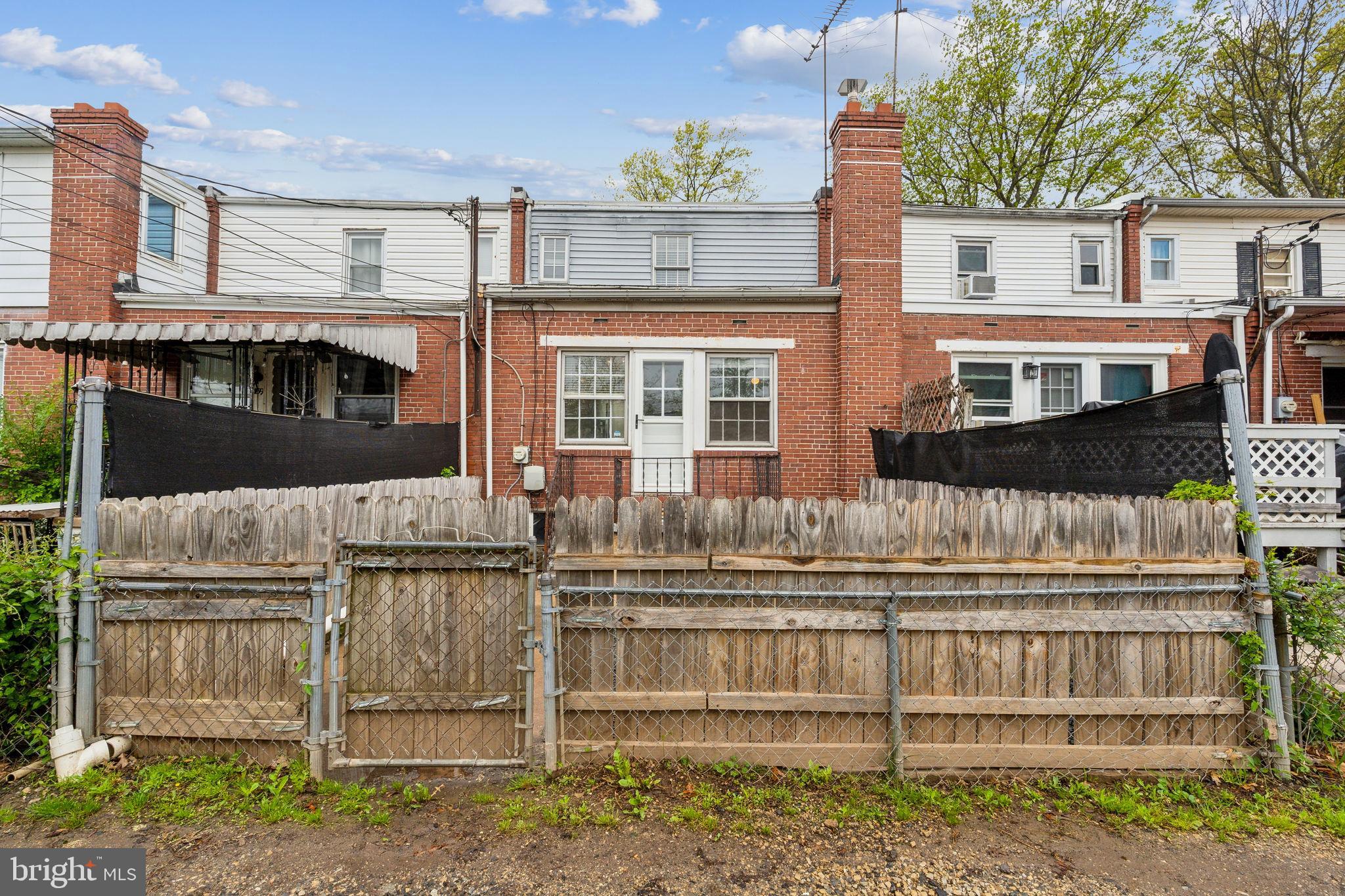 WOODLAWN - Residential