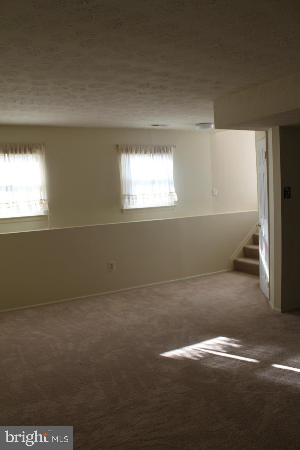 HILLSDALE - Residential