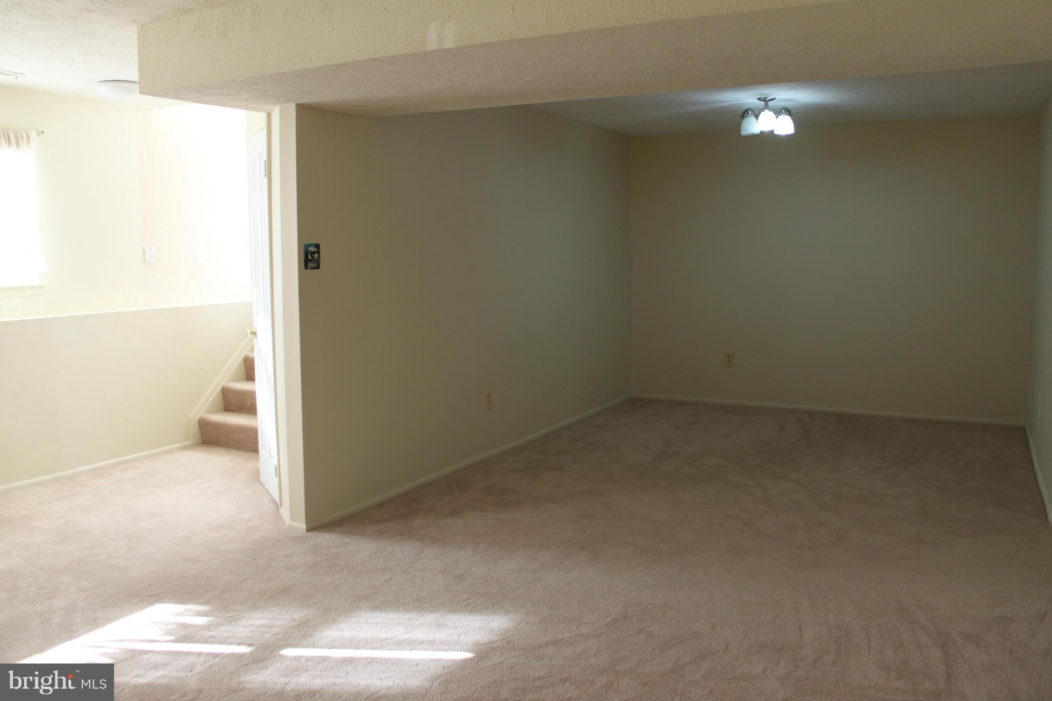 HILLSDALE - Residential