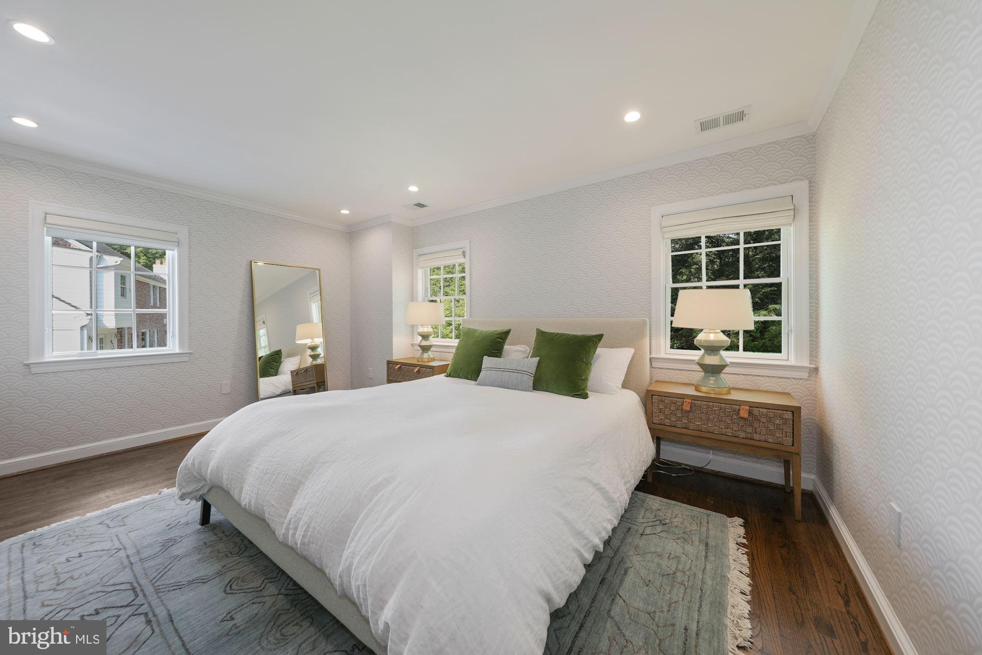 THE HAMLET - Residential