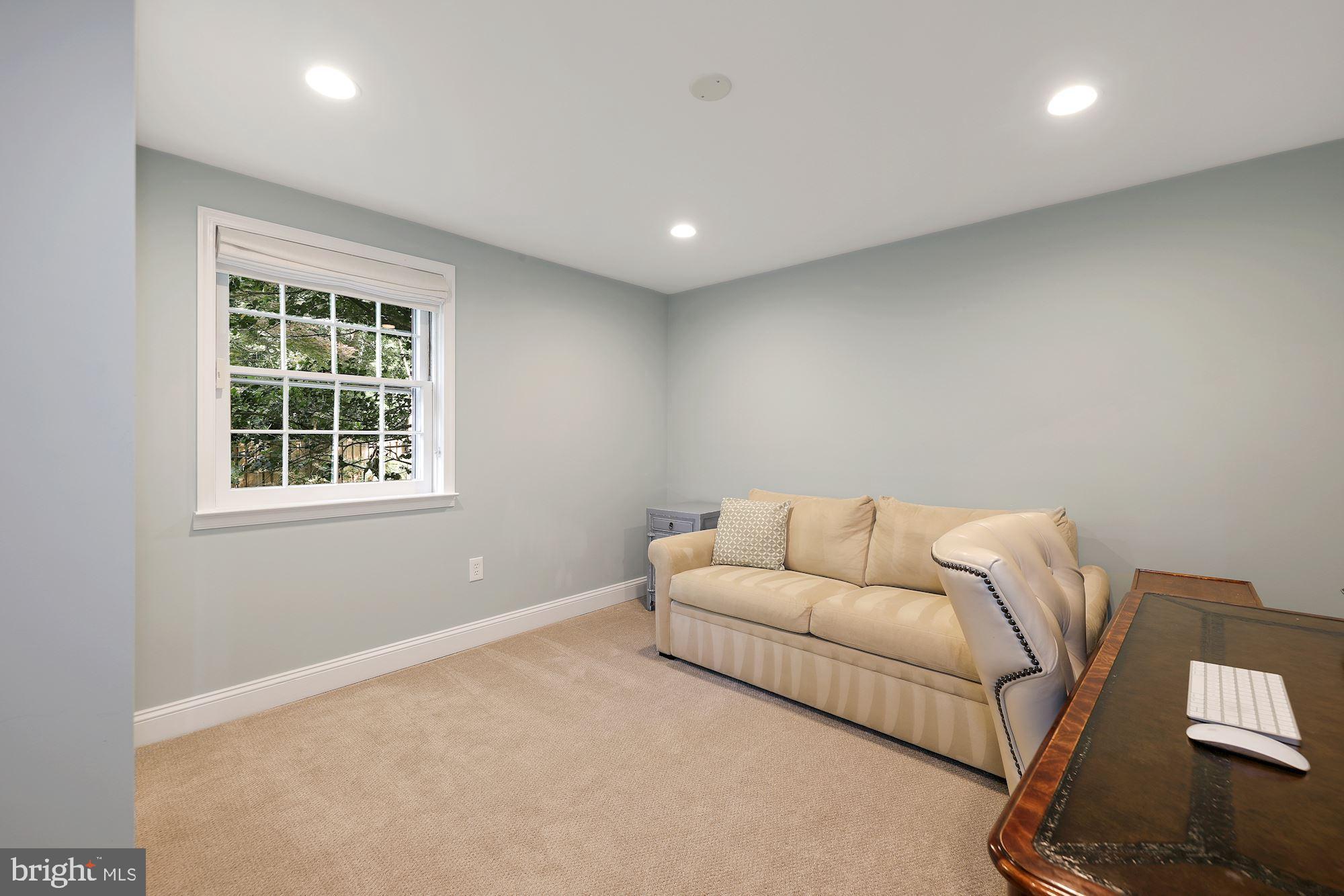 THE HAMLET - Residential