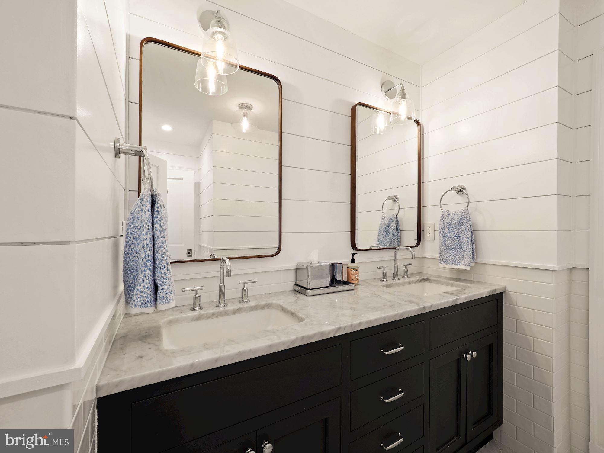 THE HAMLET - Residential