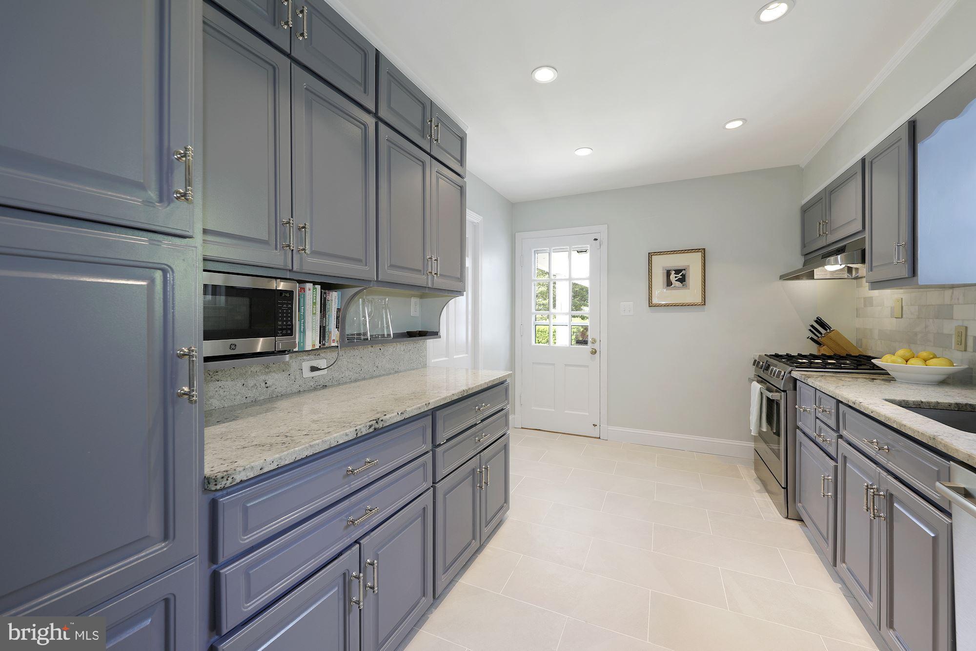 THE HAMLET - Residential