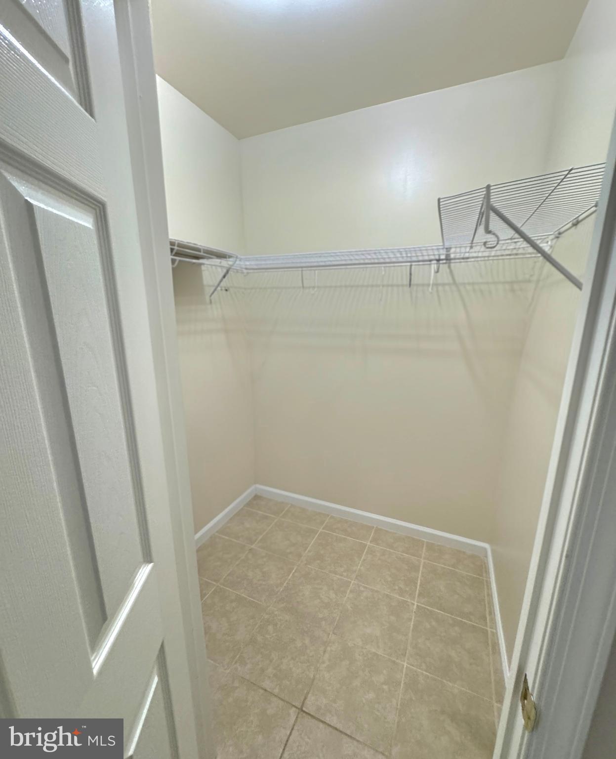 THE HILLS OVER MULLIKAN - Residential