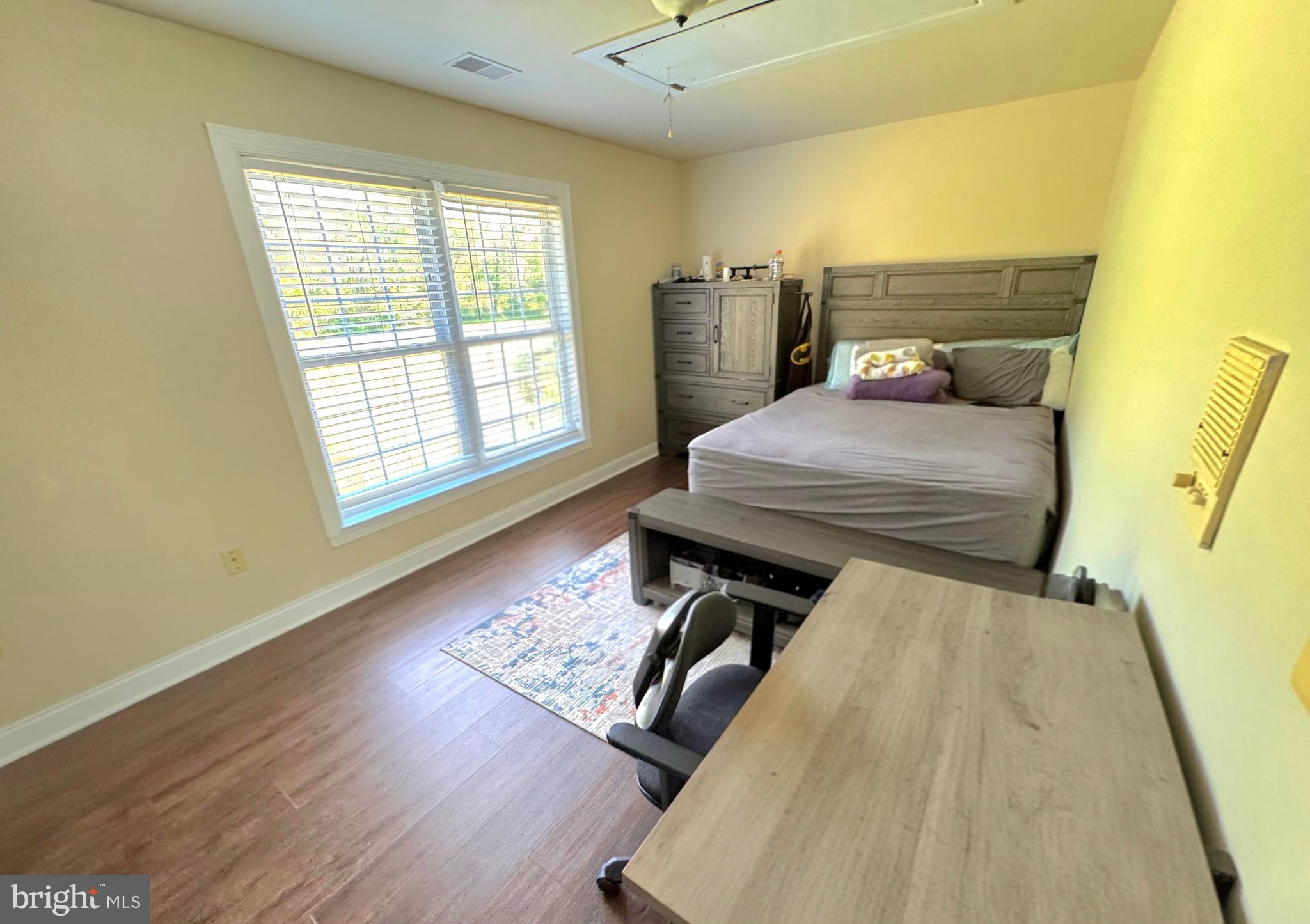 THE HILLS OVER MULLIKAN - Residential