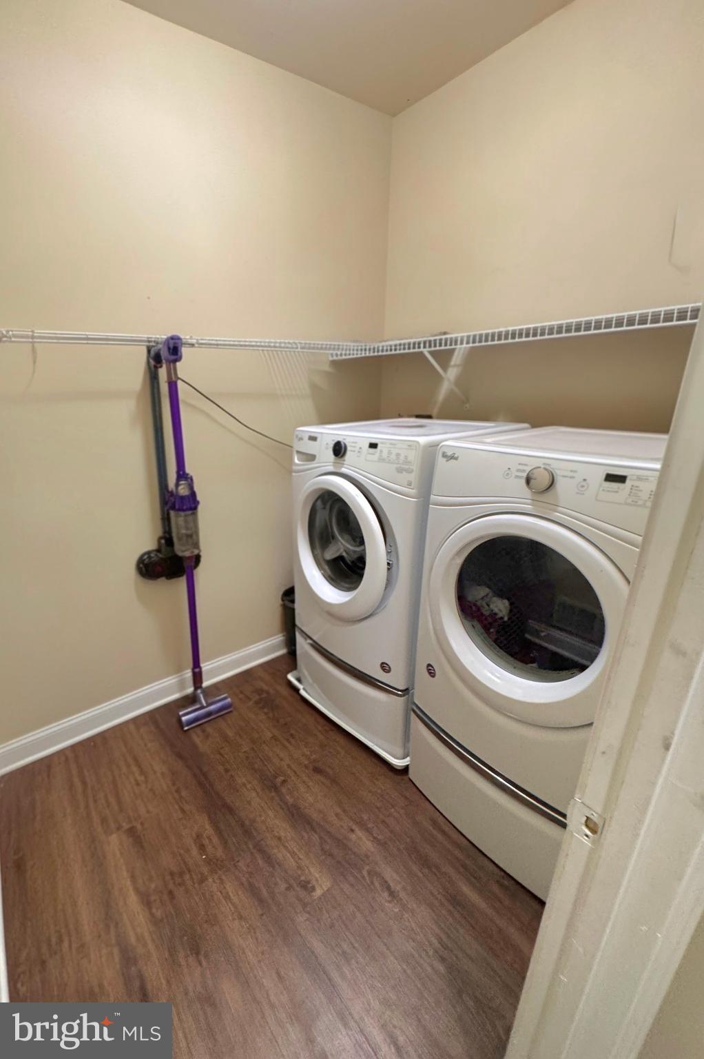 THE HILLS OVER MULLIKAN - Residential