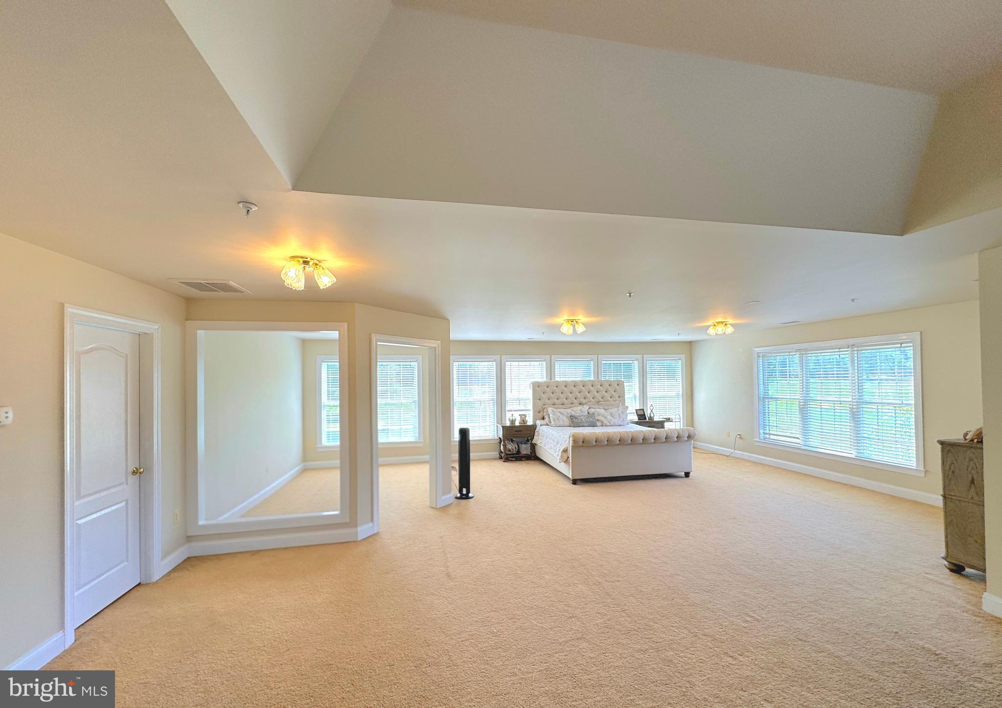 THE HILLS OVER MULLIKAN - Residential