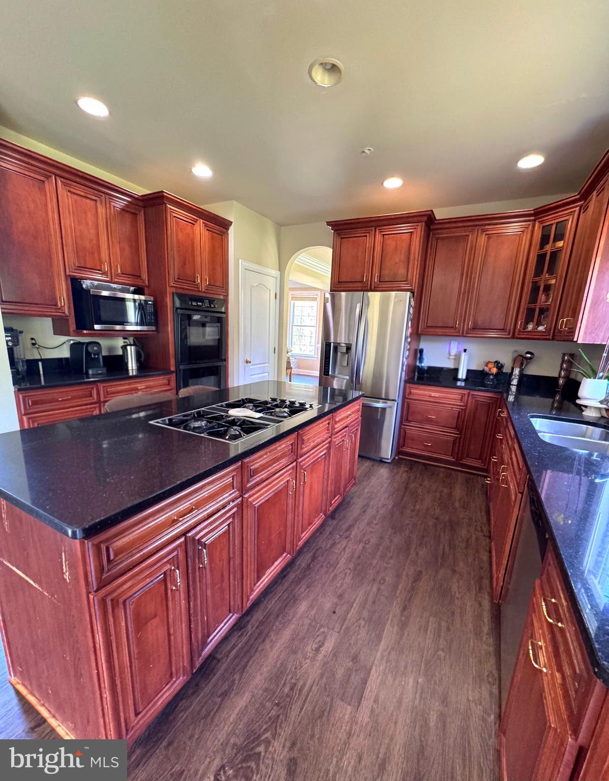 THE HILLS OVER MULLIKAN - Residential