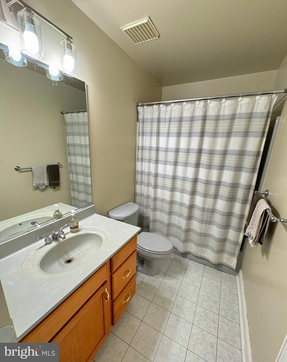 THE HILLS OVER MULLIKAN - Residential