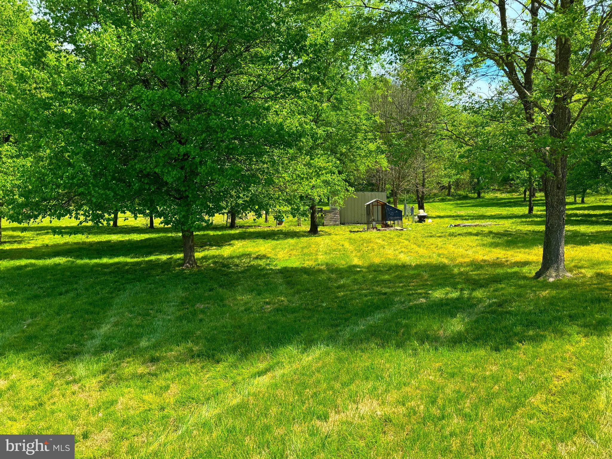 THE HILLS OVER MULLIKAN - Residential