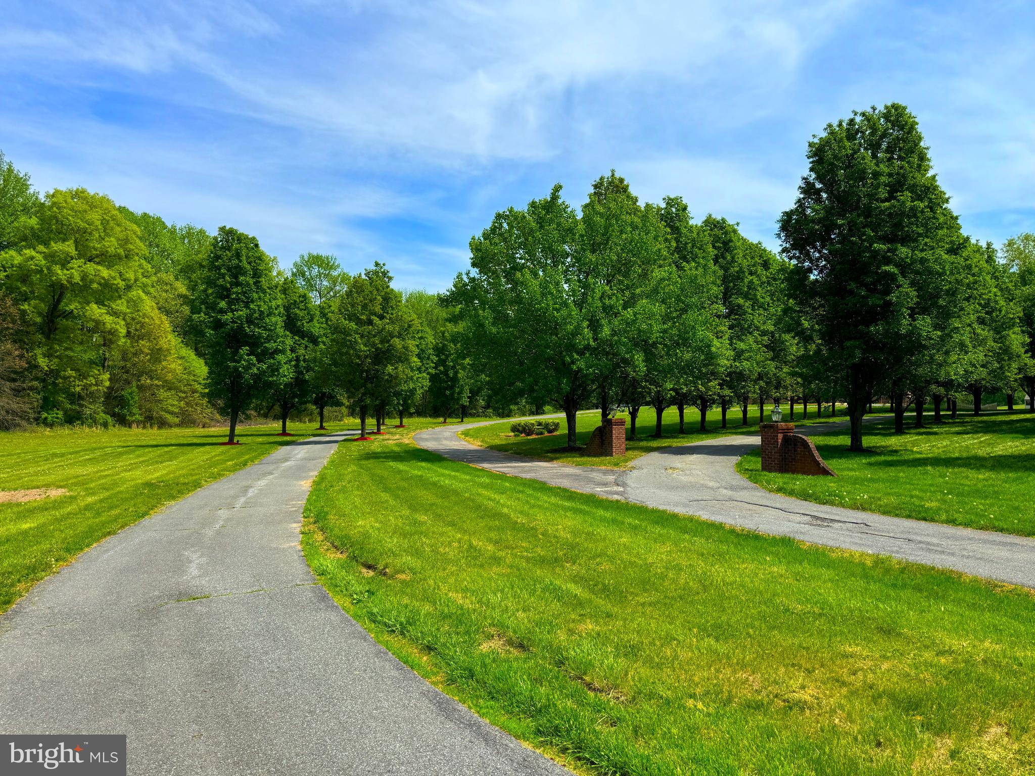 THE HILLS OVER MULLIKAN - Residential