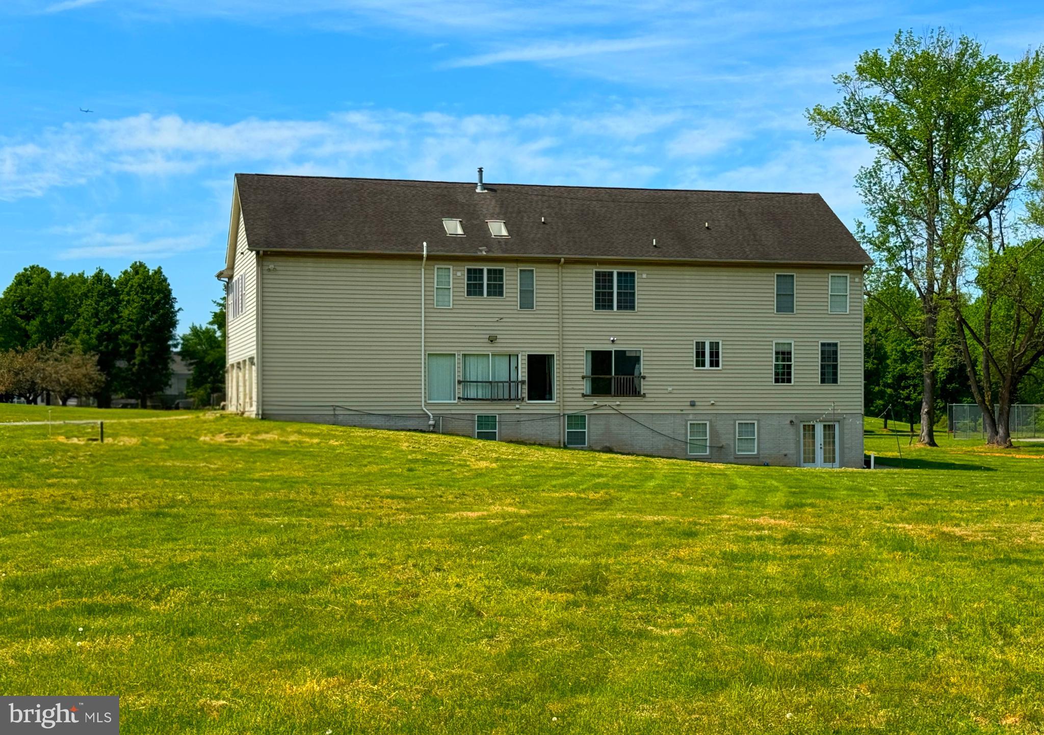 THE HILLS OVER MULLIKAN - Residential