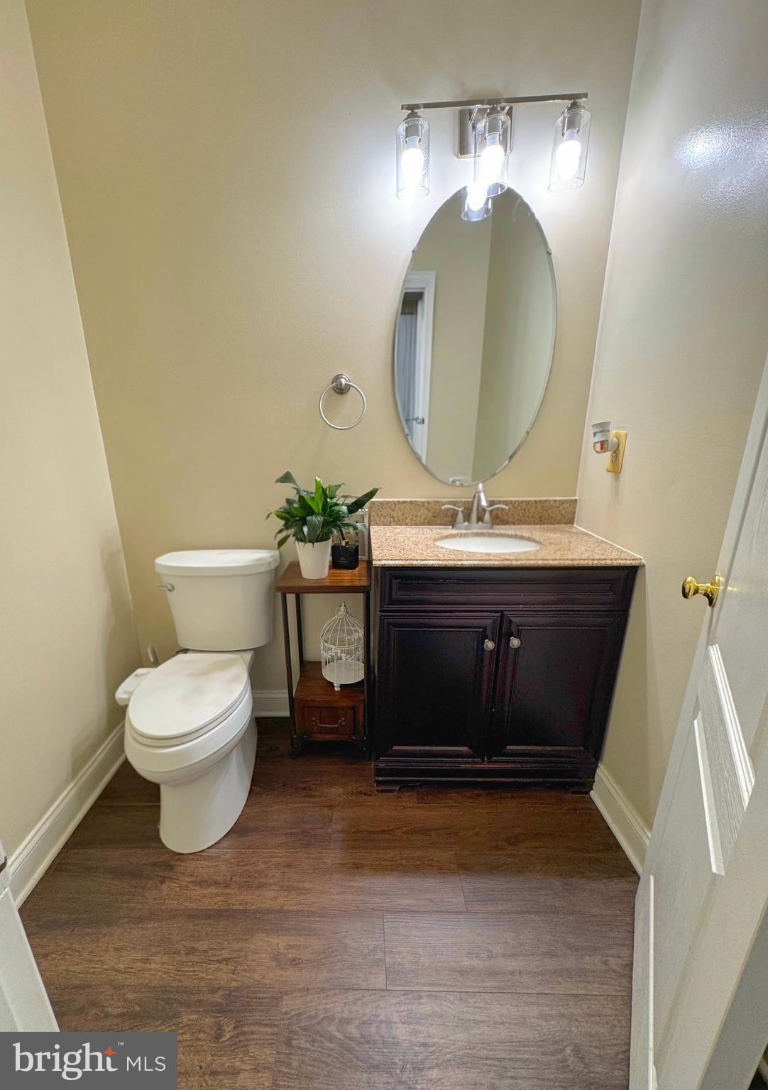 THE HILLS OVER MULLIKAN - Residential