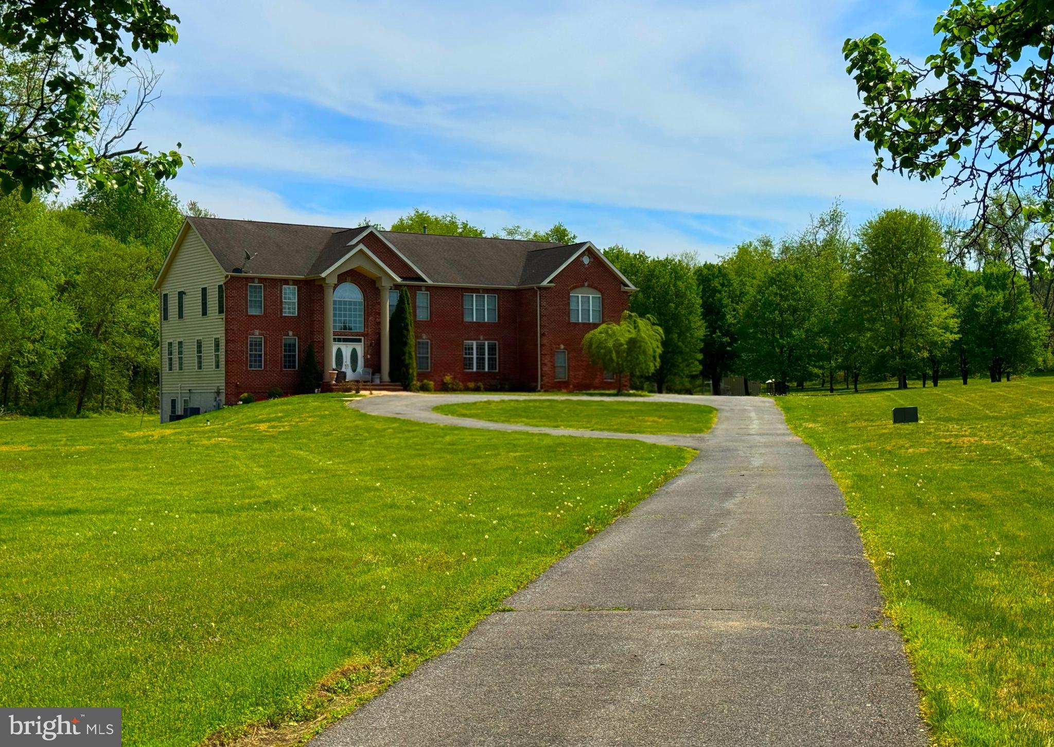 THE HILLS OVER MULLIKAN - Residential