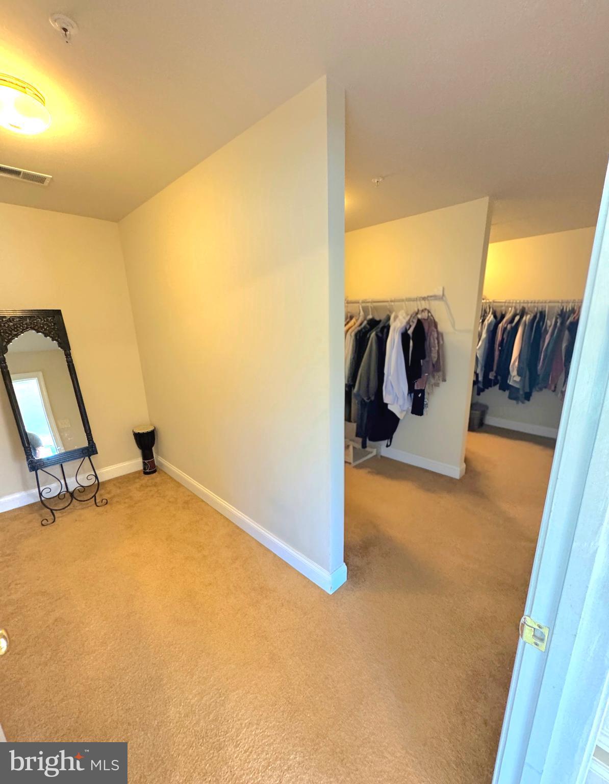 THE HILLS OVER MULLIKAN - Residential