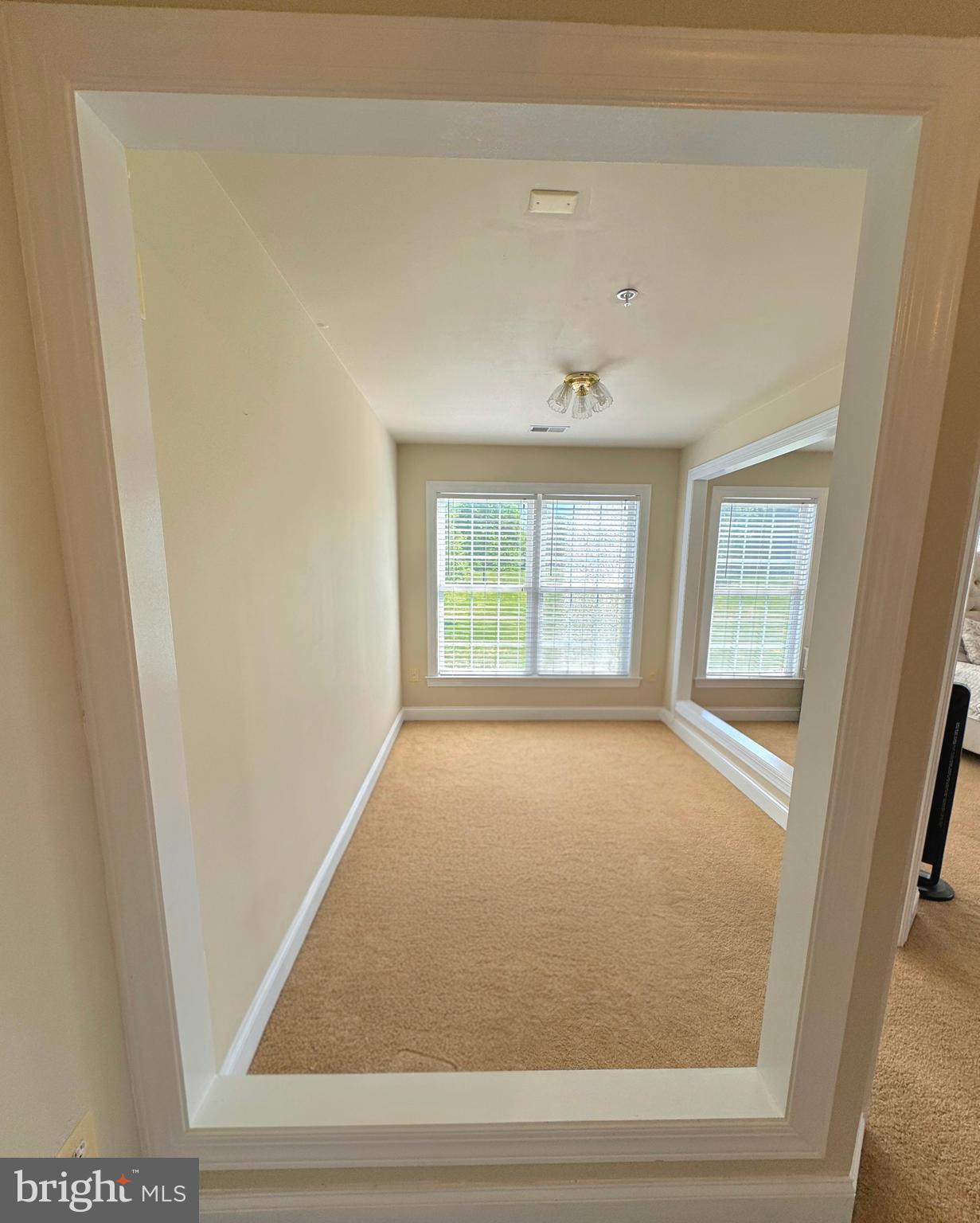 THE HILLS OVER MULLIKAN - Residential