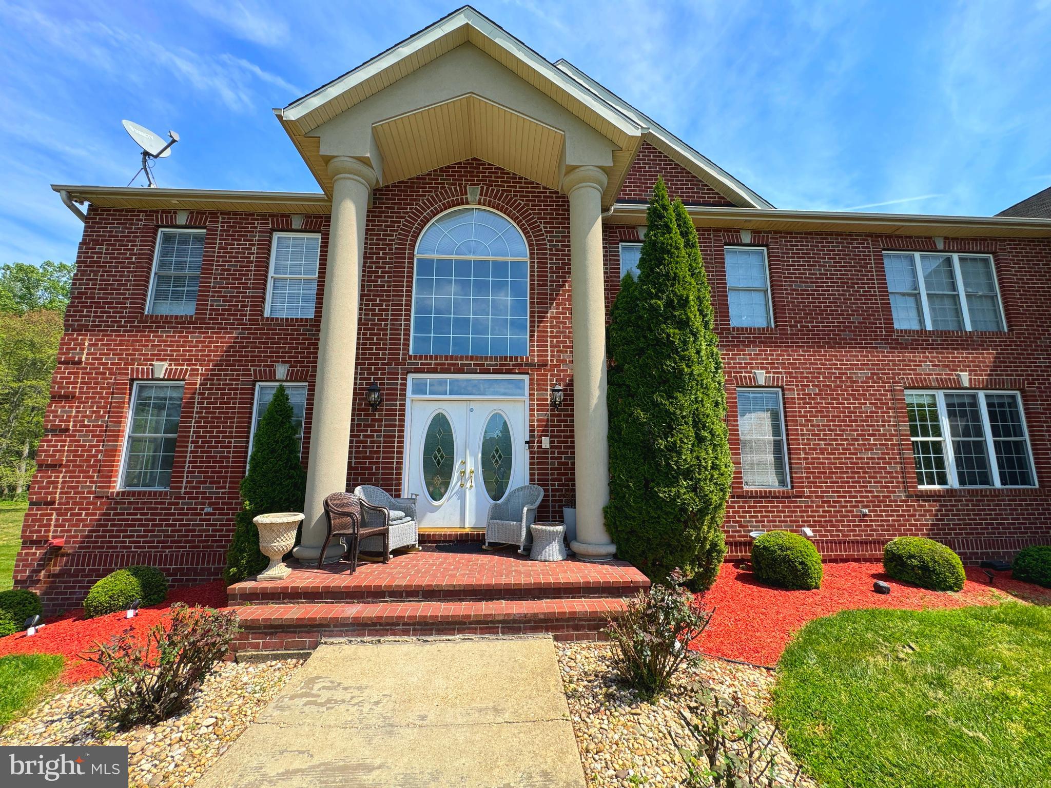 THE HILLS OVER MULLIKAN - Residential