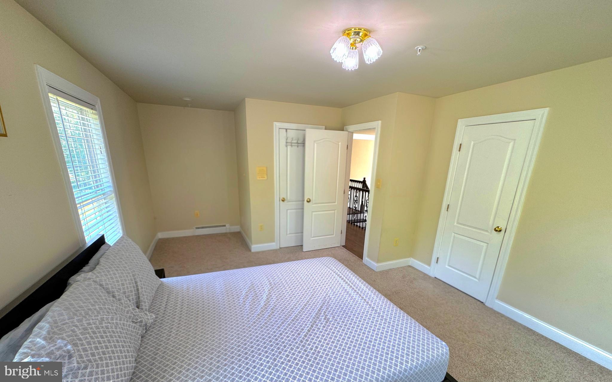 THE HILLS OVER MULLIKAN - Residential