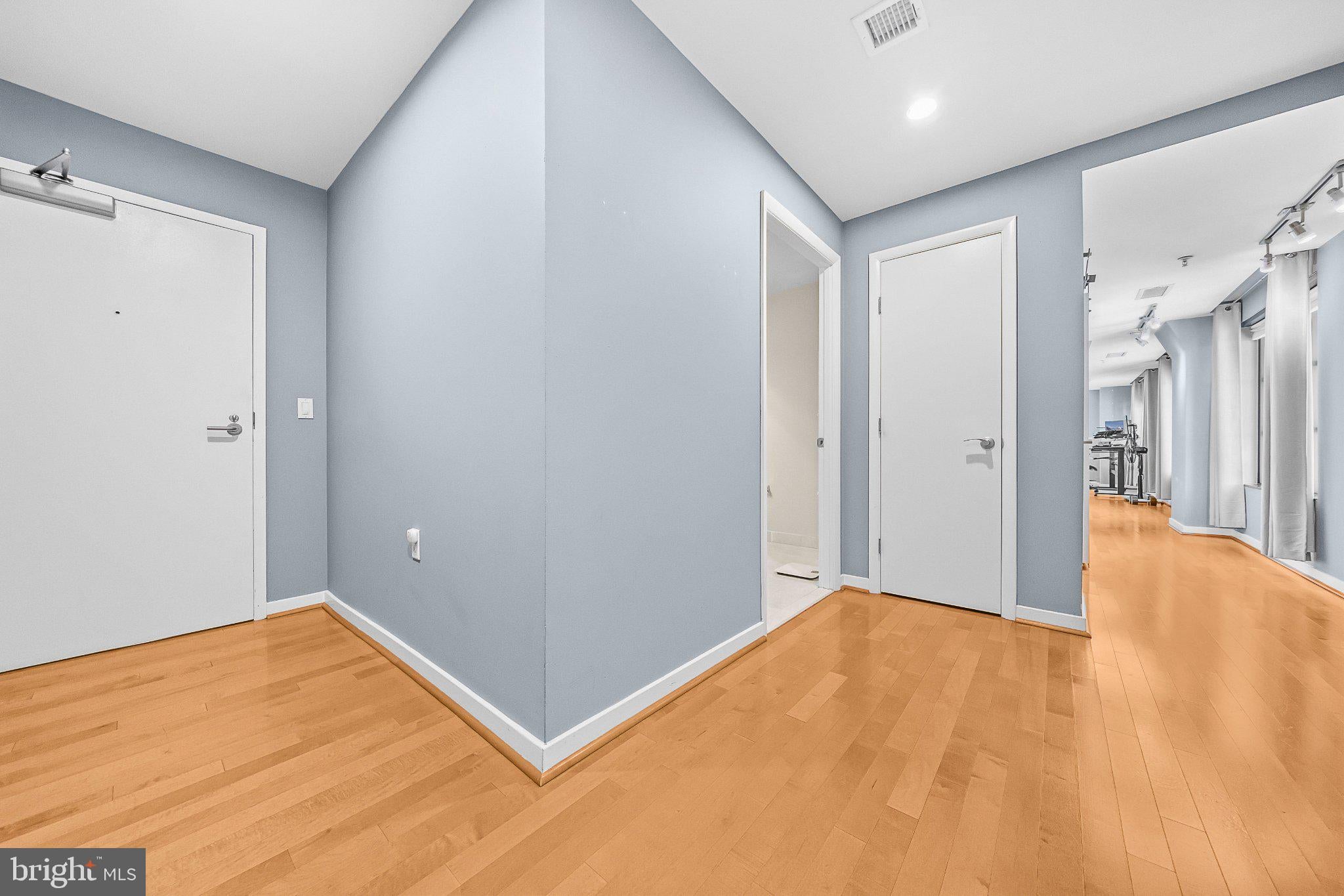 437 NEW YORK AVENUE NW 302
