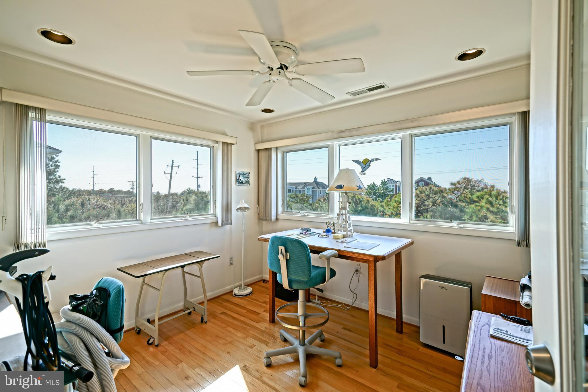 INDIAN BEACH - Residential