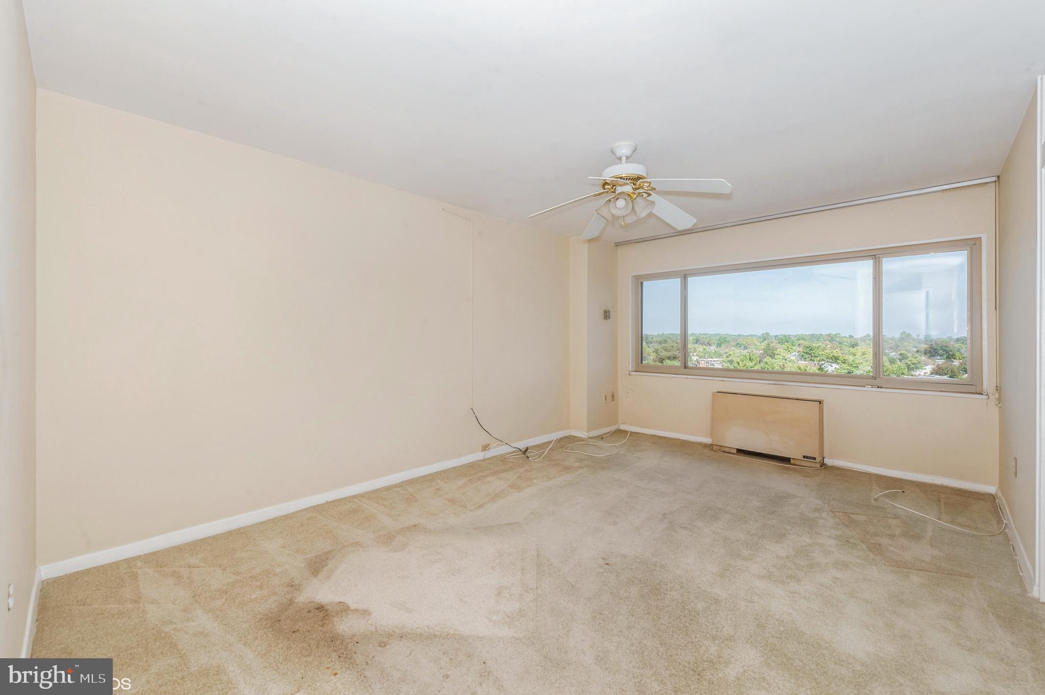 PARK TOWERS WEST - Residential