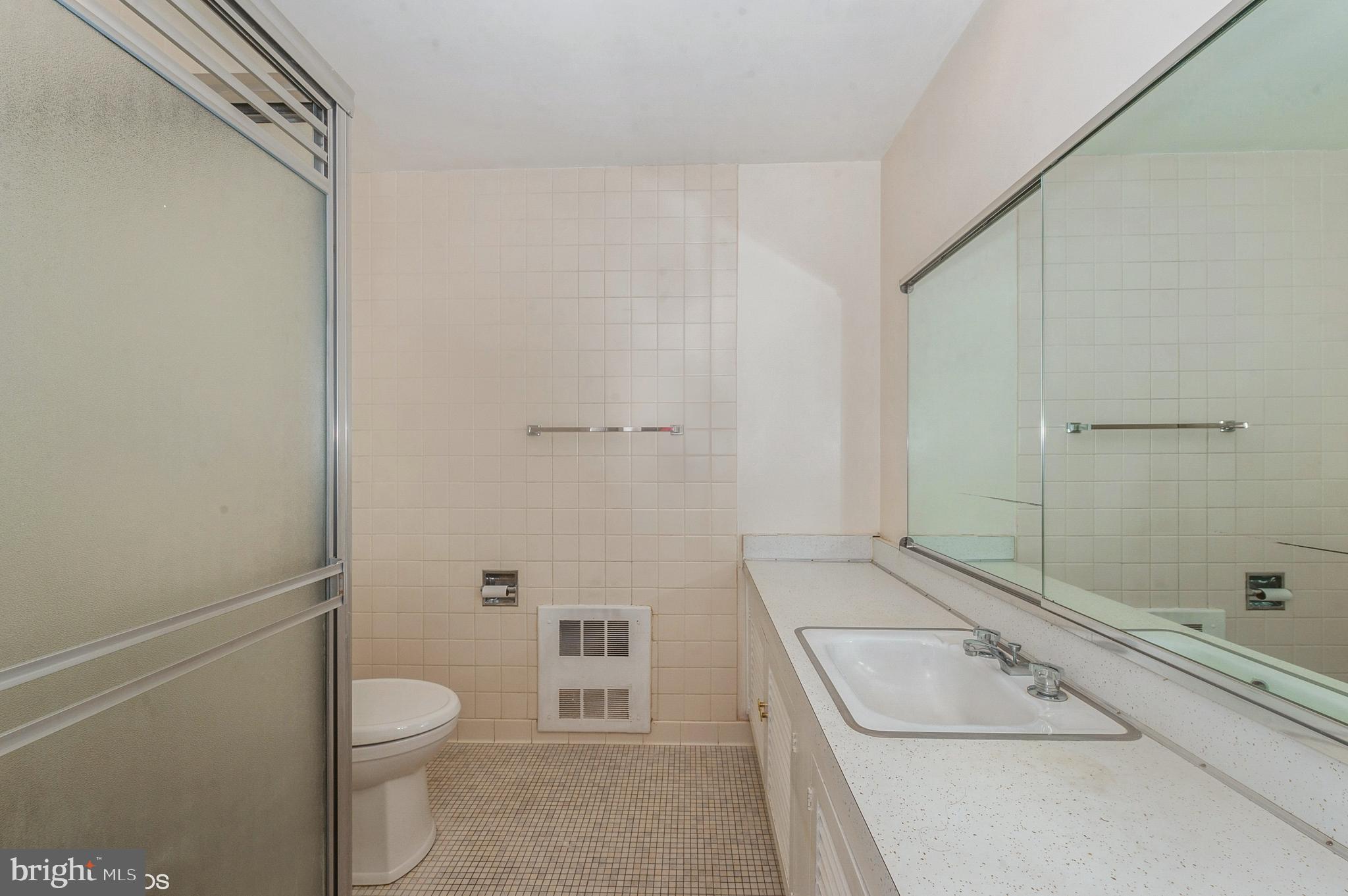 PARK TOWERS WEST - Residential