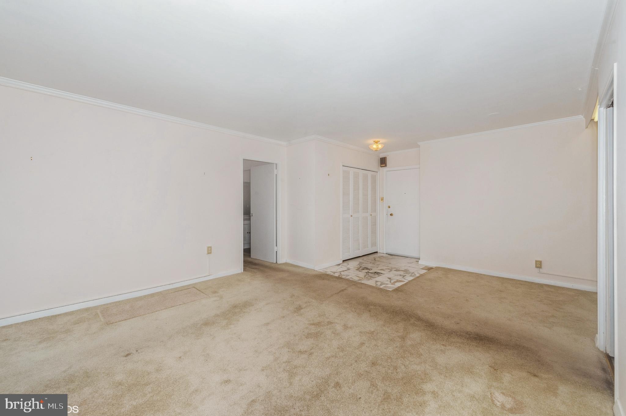 PARK TOWERS WEST - Residential