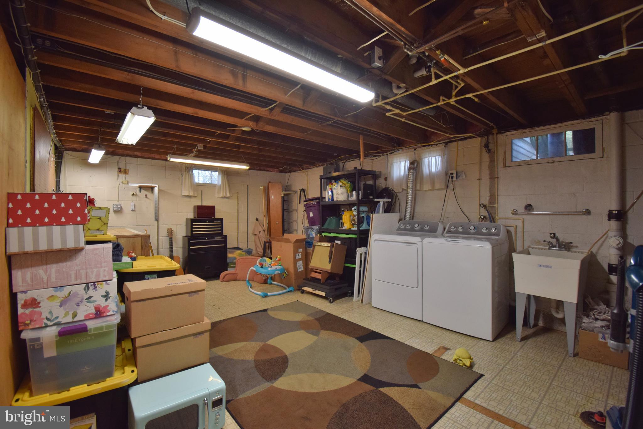 PERRING PARK - Residential