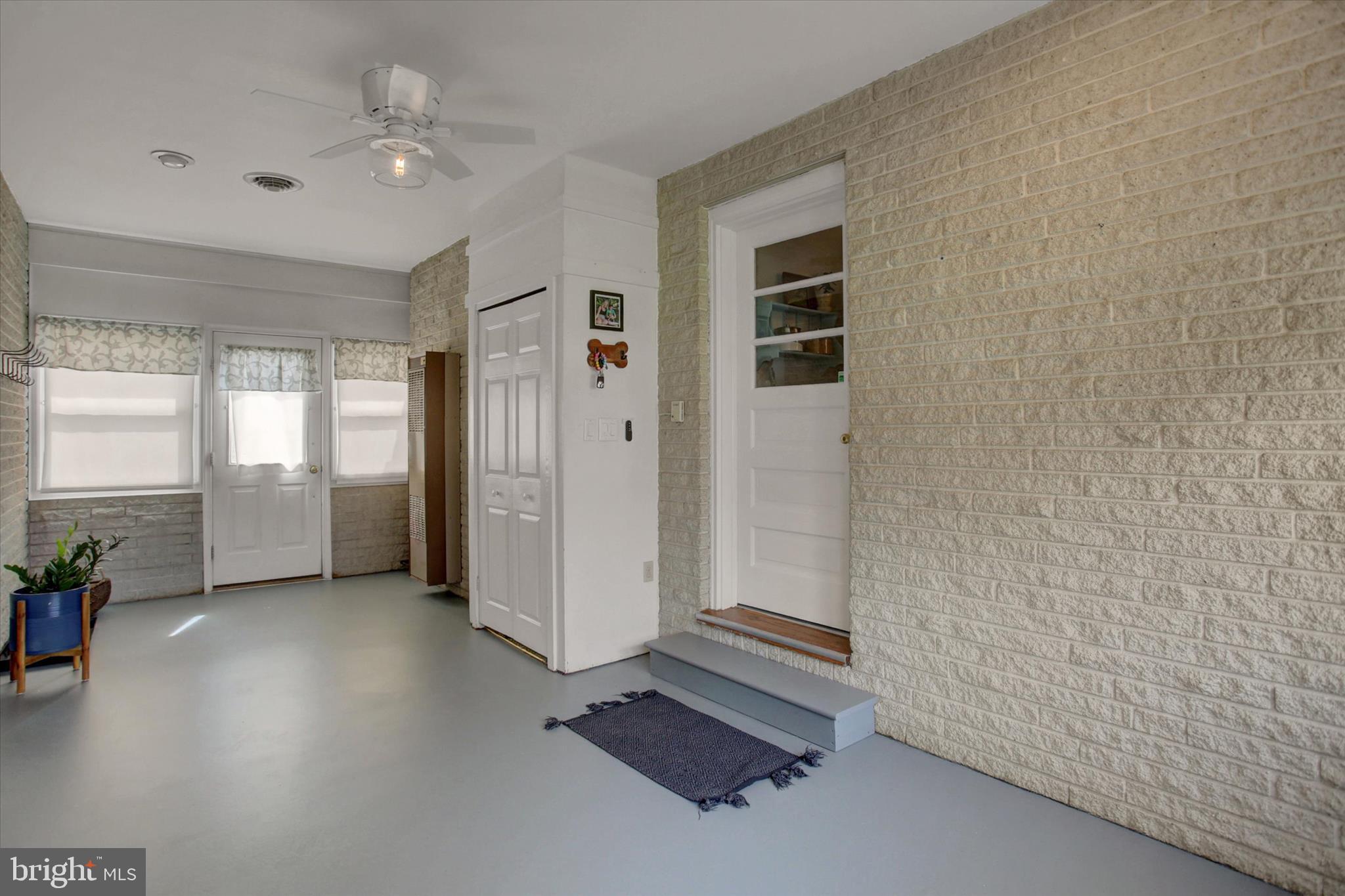 ORCHARD CIRCLE - Residential