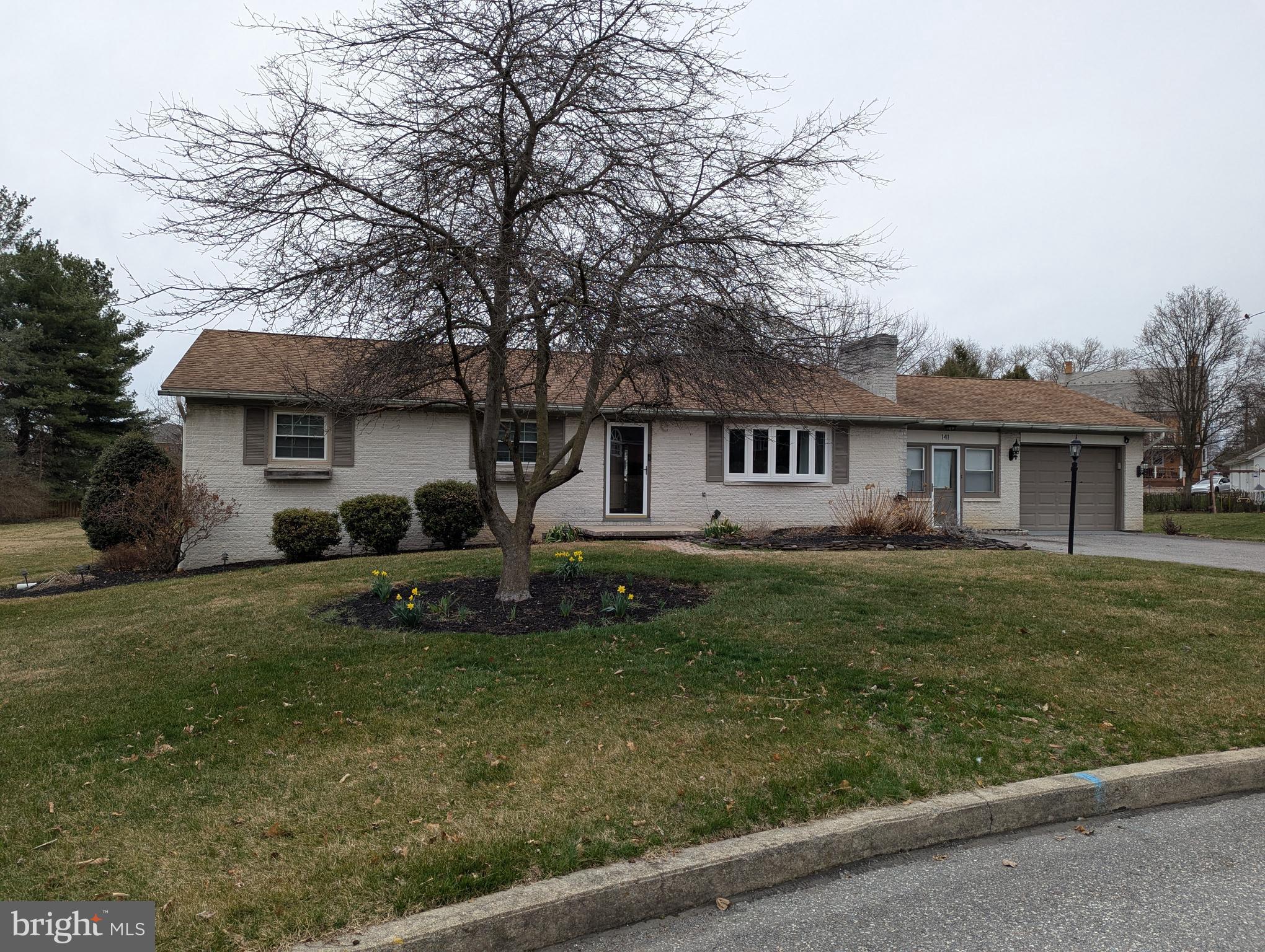 ORCHARD CIRCLE - Residential