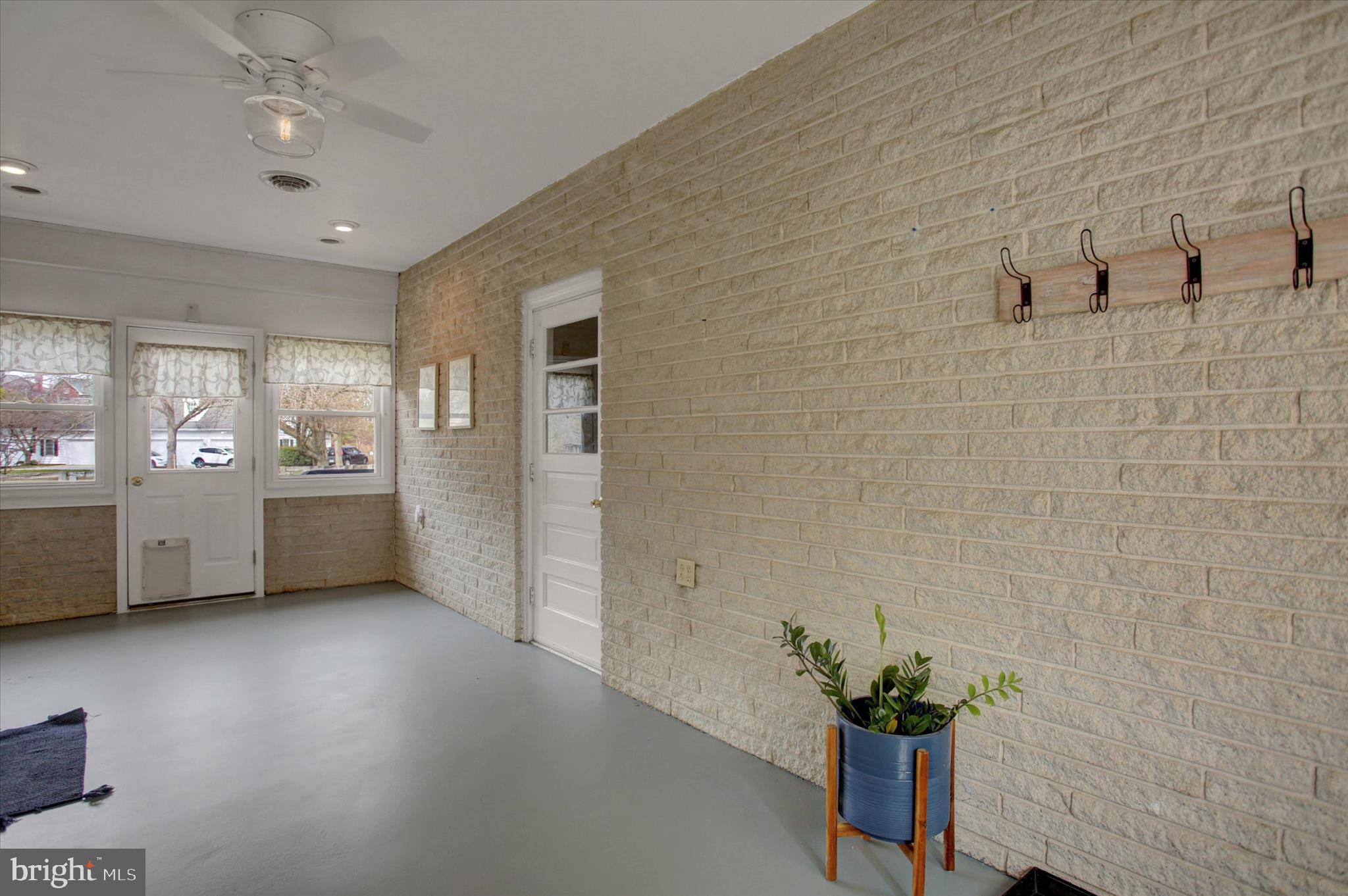 ORCHARD CIRCLE - Residential