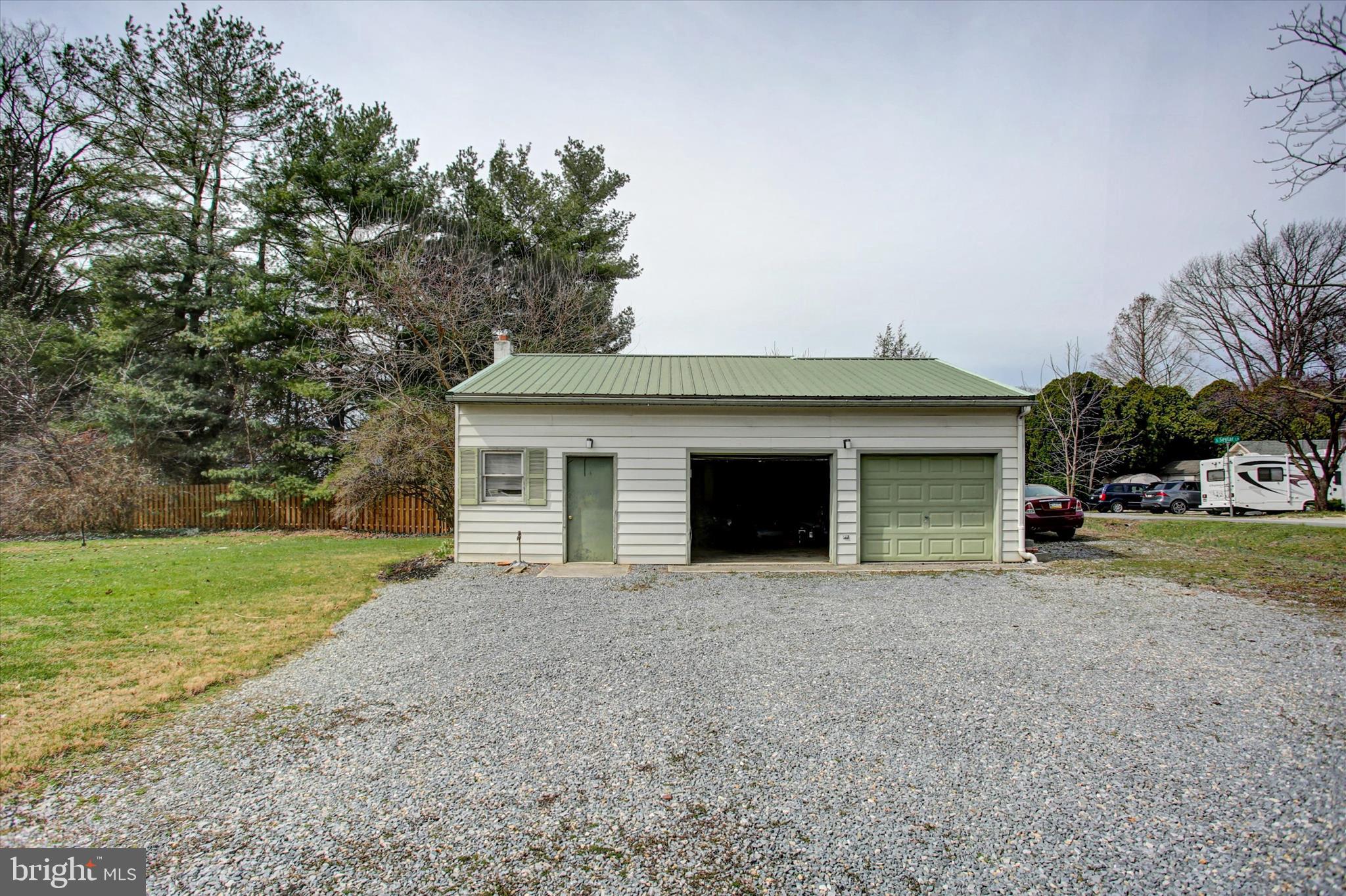 ORCHARD CIRCLE - Residential