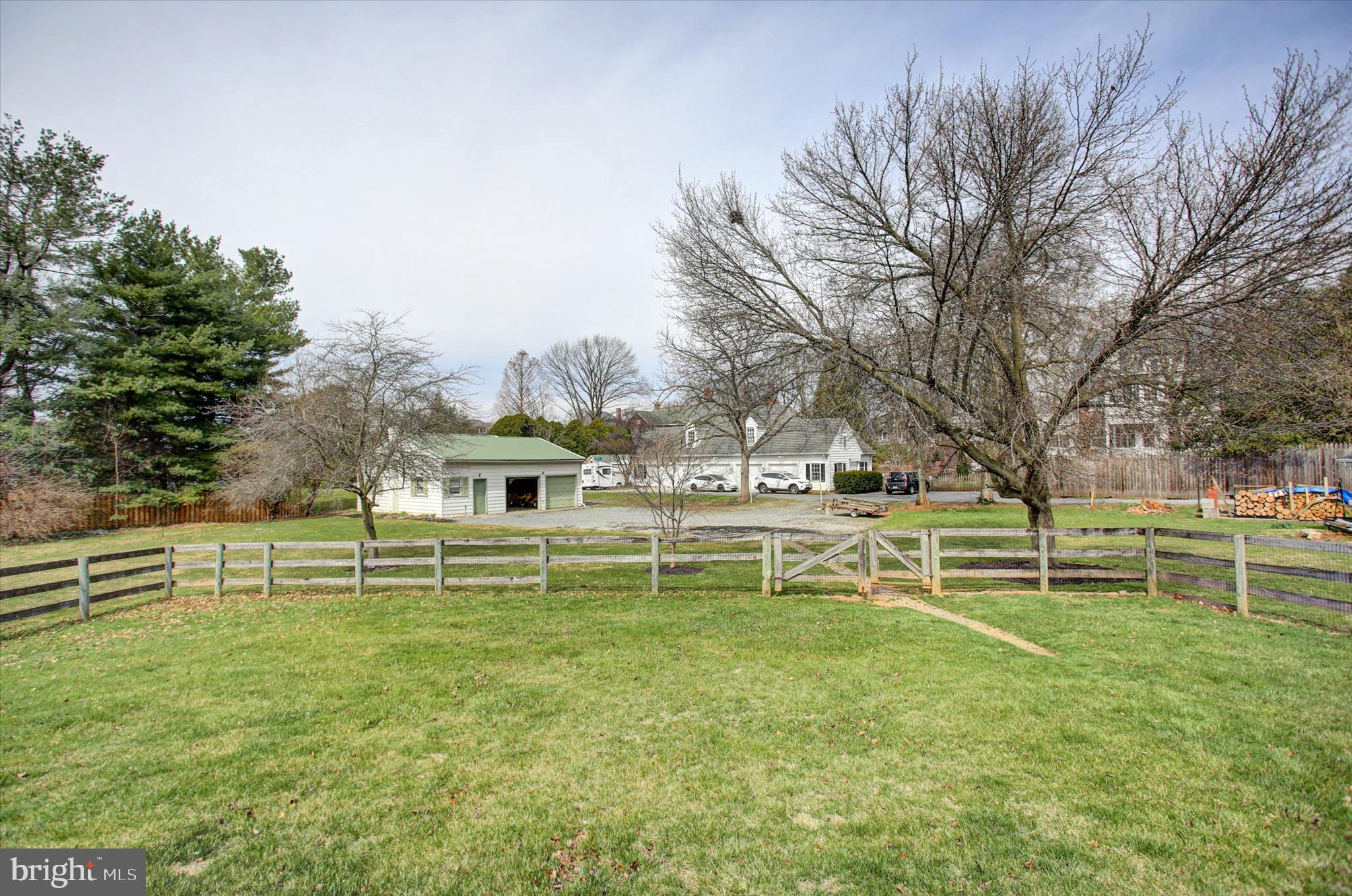 ORCHARD CIRCLE - Residential