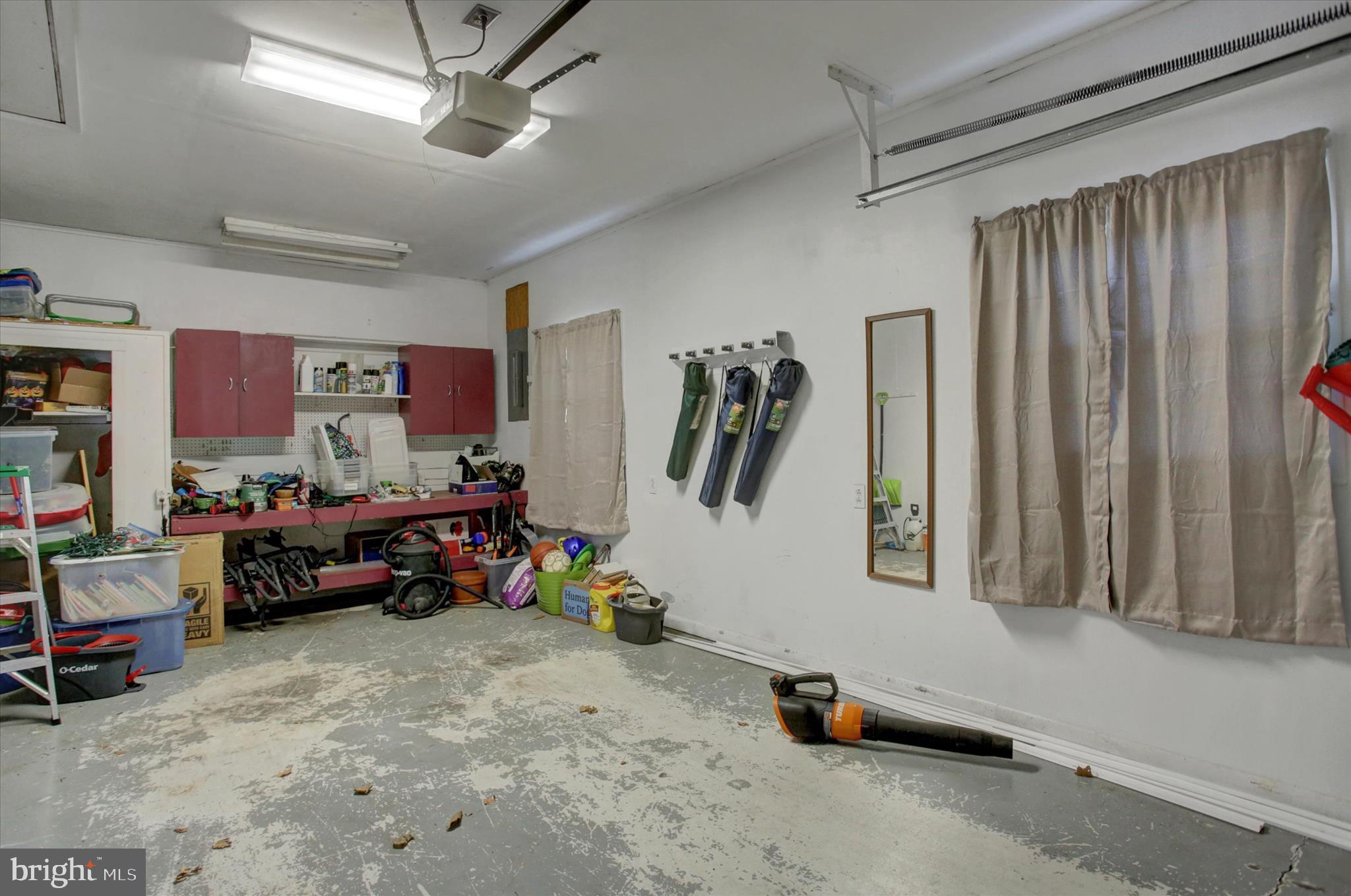 ORCHARD CIRCLE - Residential