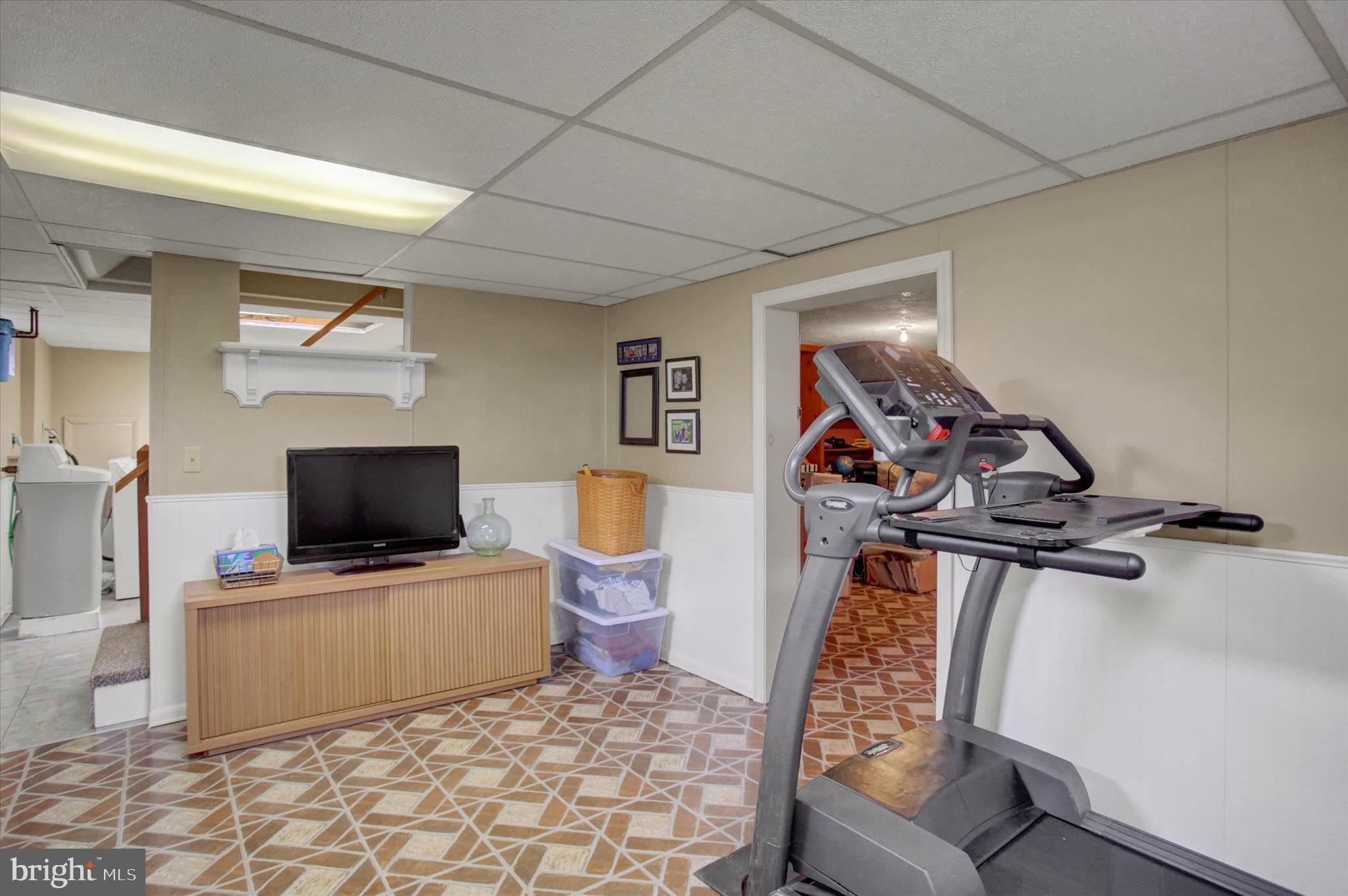 ORCHARD CIRCLE - Residential