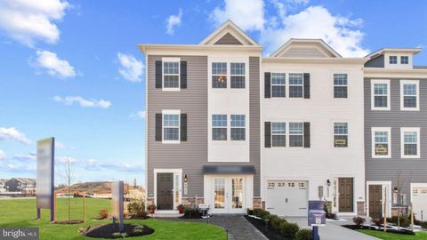 5050 SILVER OAK DRIVE ROSEDALE MD 21237