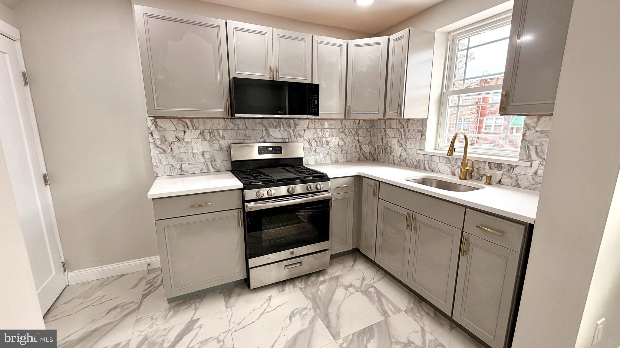 PHILADELPHIA - Residential