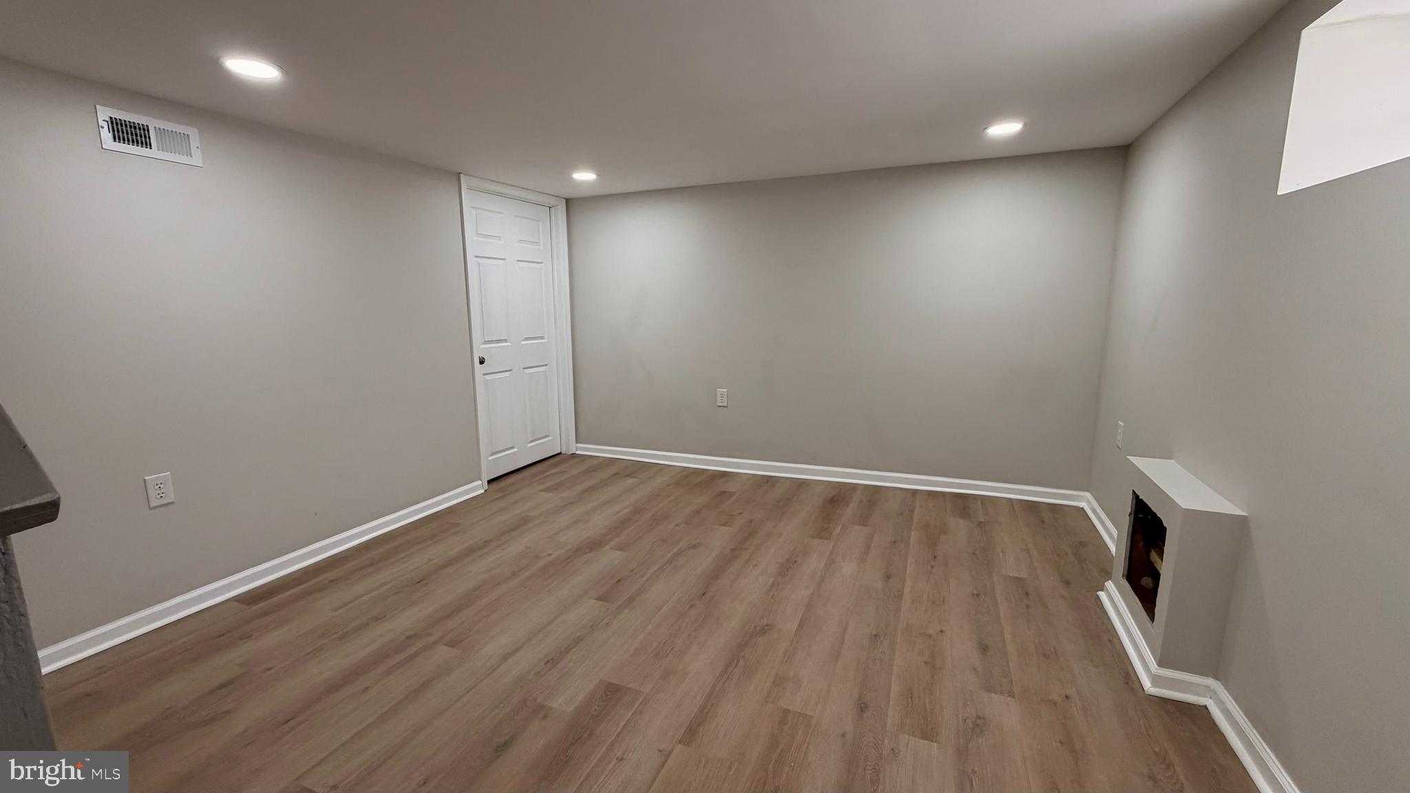 PHILADELPHIA - Residential