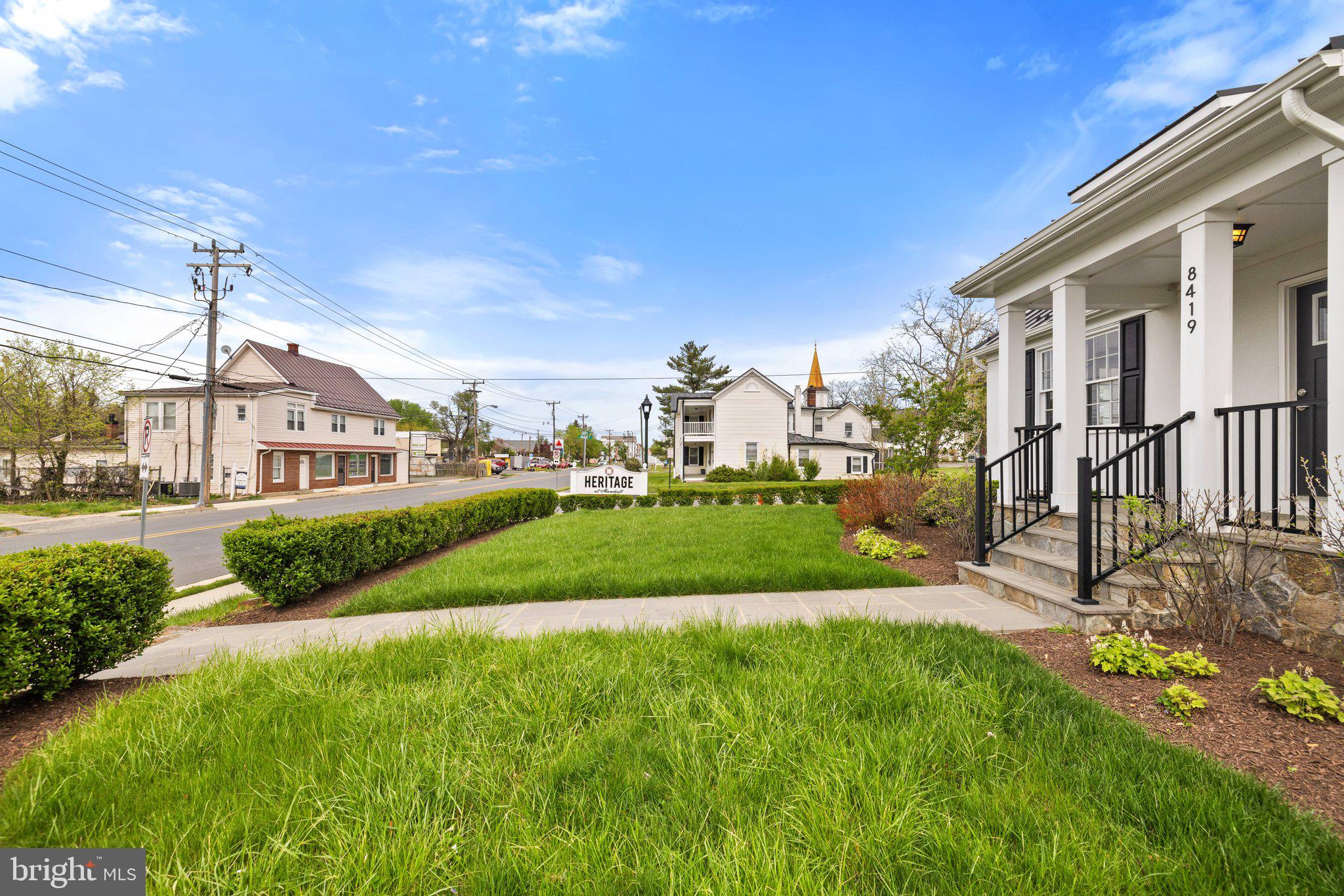 8419 W WEST MAIN