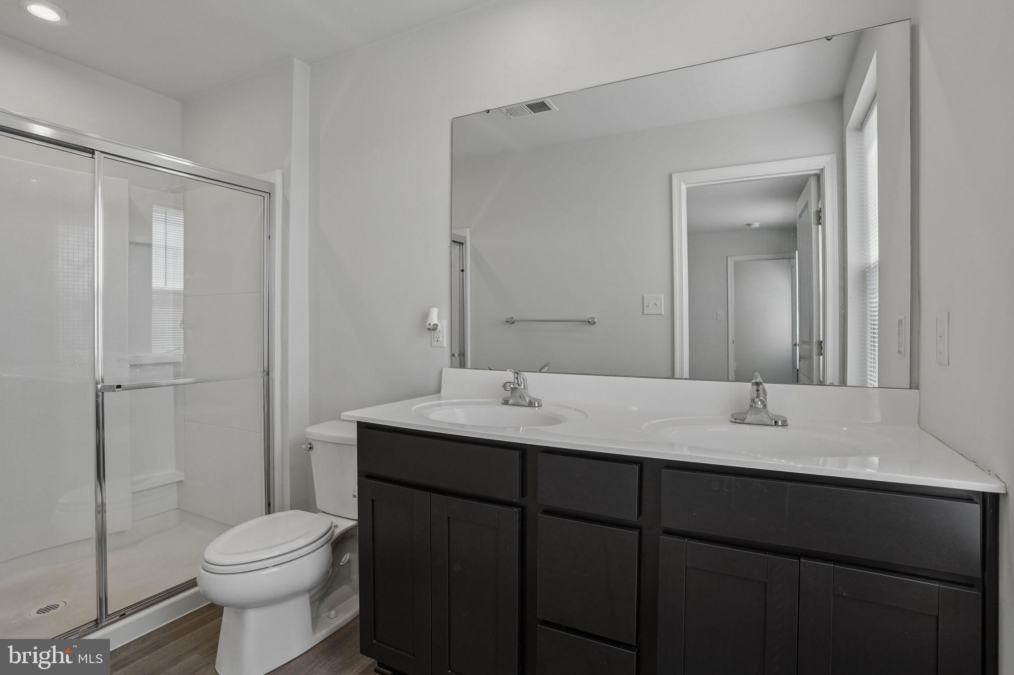 STONINGTON - Residential