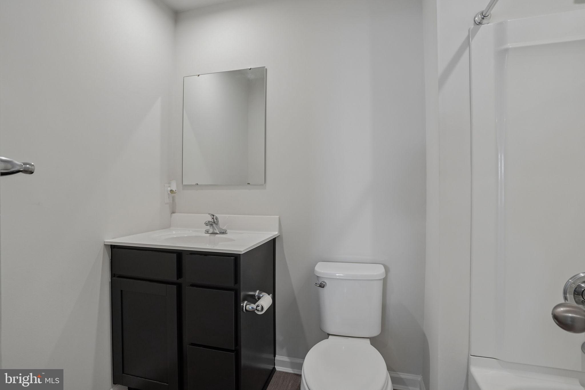 STONINGTON - Residential