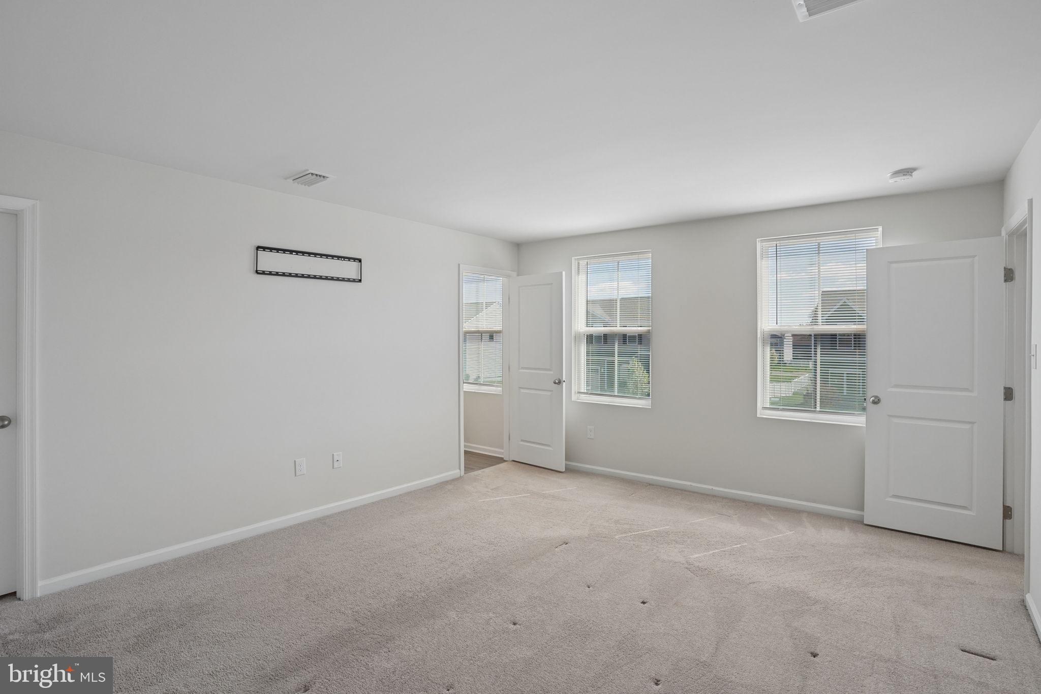 STONINGTON - Residential