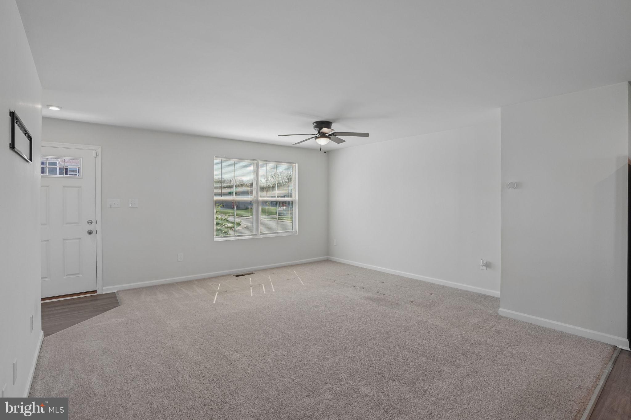 STONINGTON - Residential