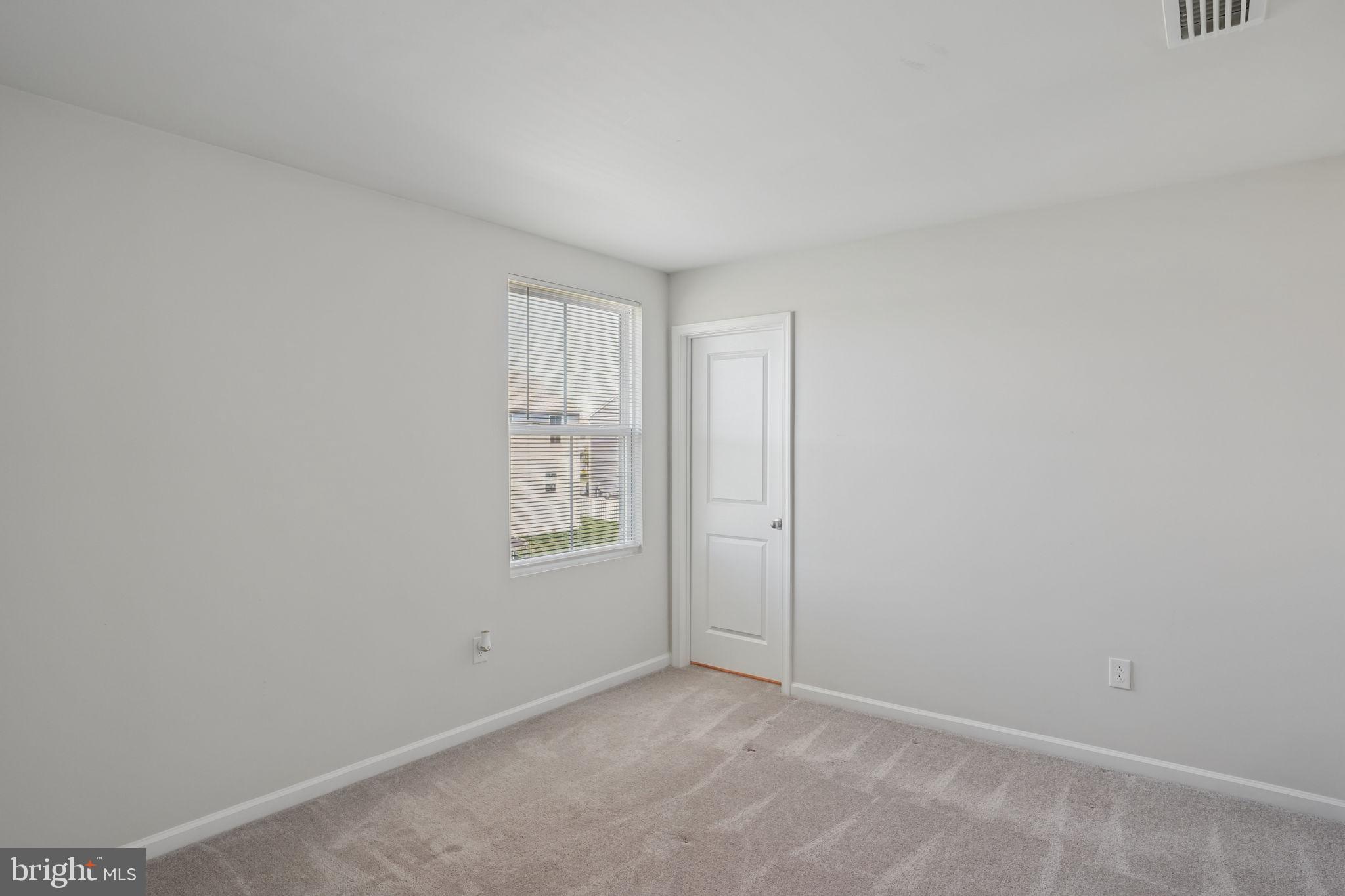 STONINGTON - Residential