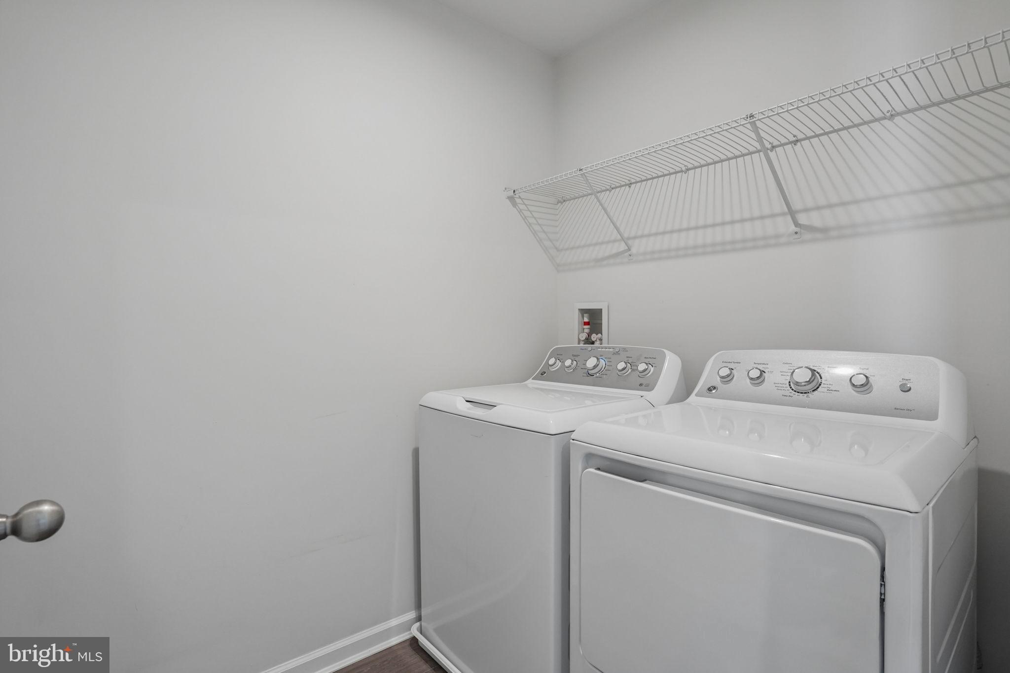 STONINGTON - Residential