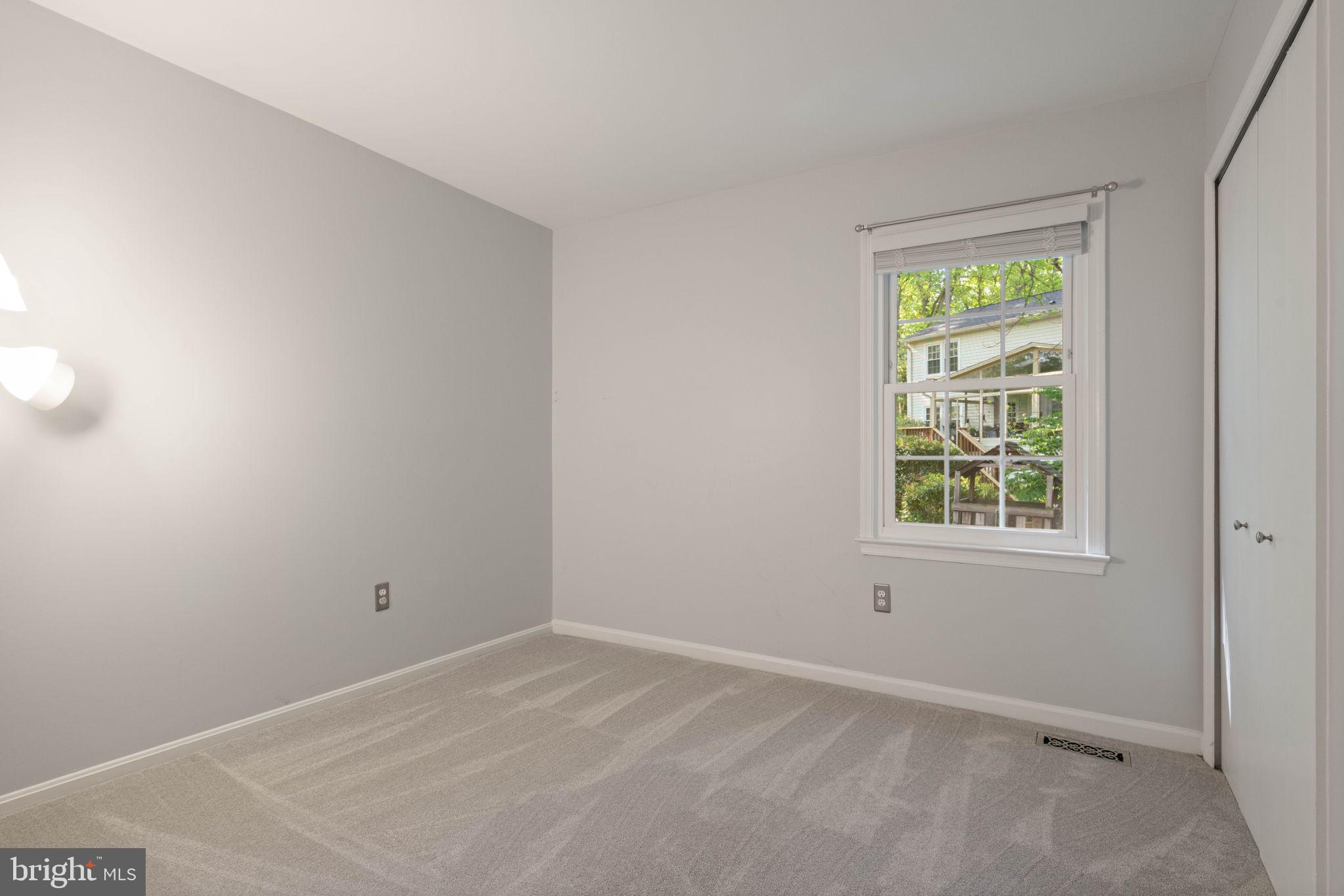 BURKE CENTRE - Residential
