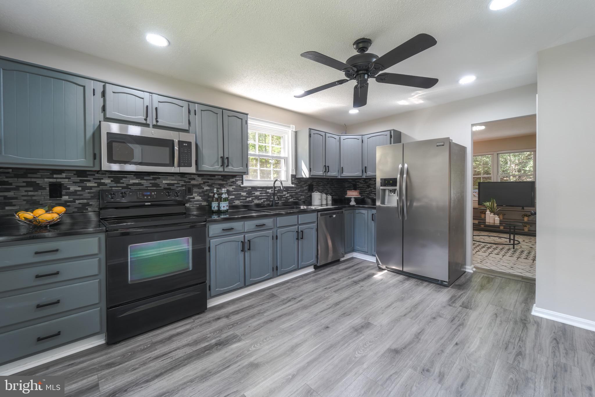 28937 AUTUMNWOOD DRIVE